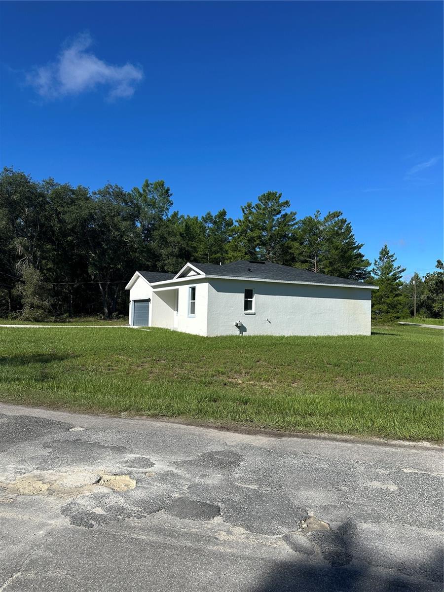 14 Fisher, Ocklawaha, FL 32179