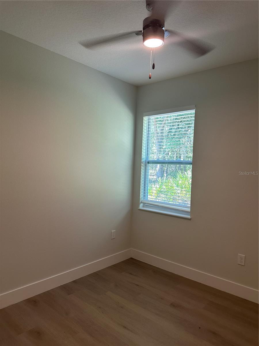 14 Fisher, Ocklawaha, FL 32179