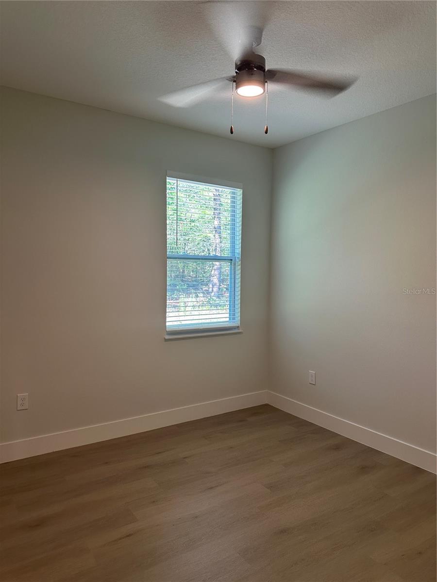 14 Fisher, Ocklawaha, FL 32179