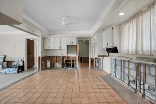 6505 Debbie, St Petersburg, FL 33707