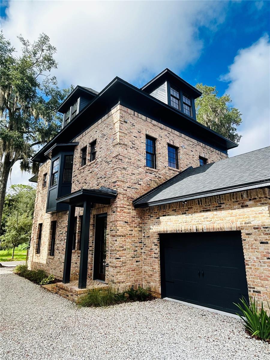 294 12th, Gainesville, FL 32601