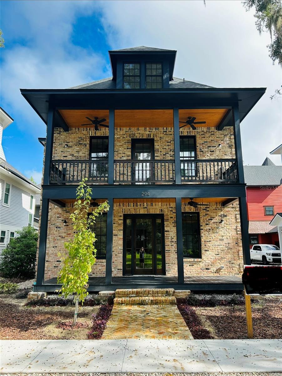 294 12th, Gainesville, FL 32601