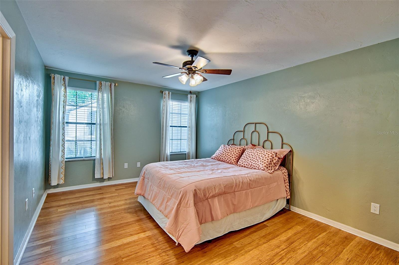 832 42nd, Gainesville, FL 32605