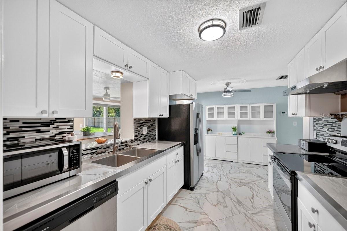 999 16th, Edgewater, FL 32132