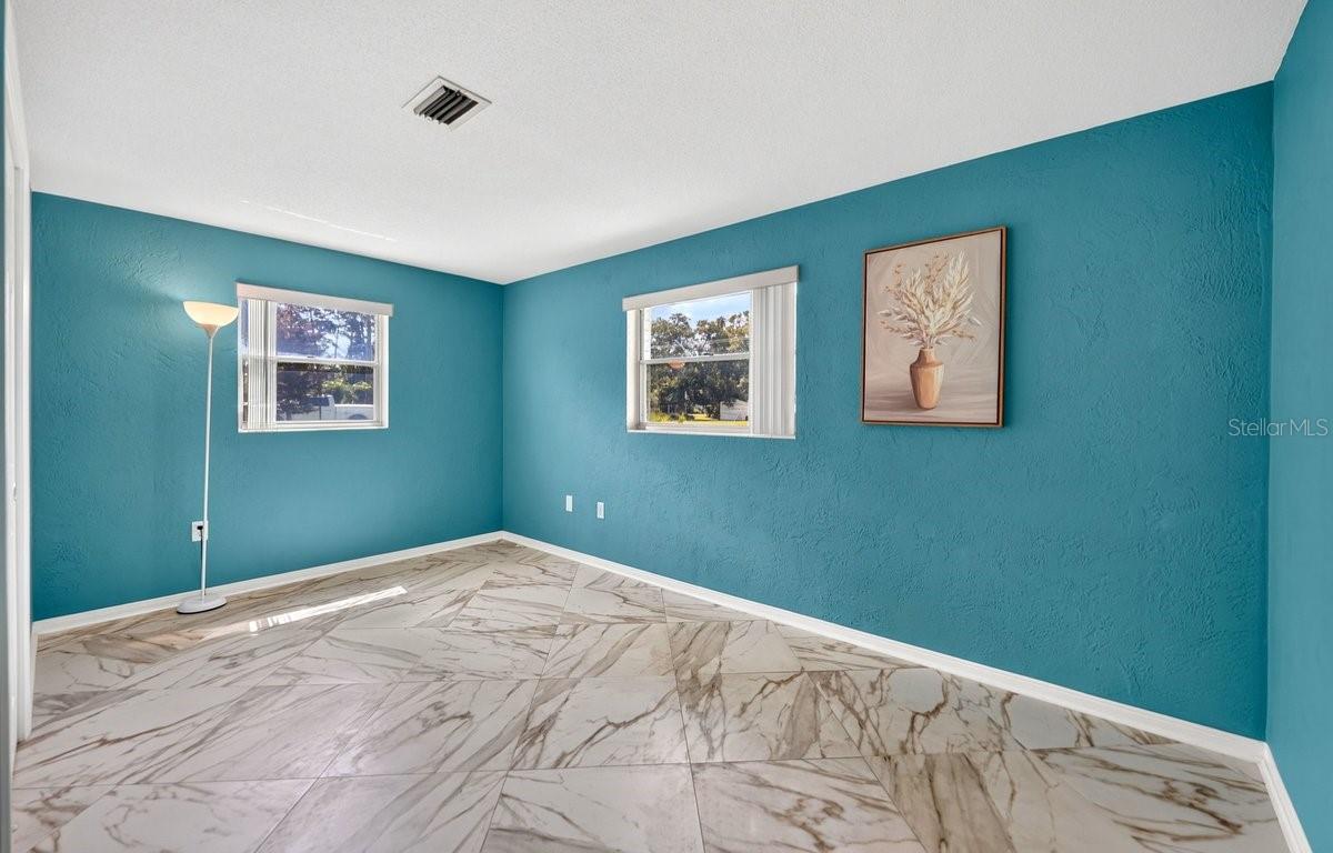 999 16th, Edgewater, FL 32132