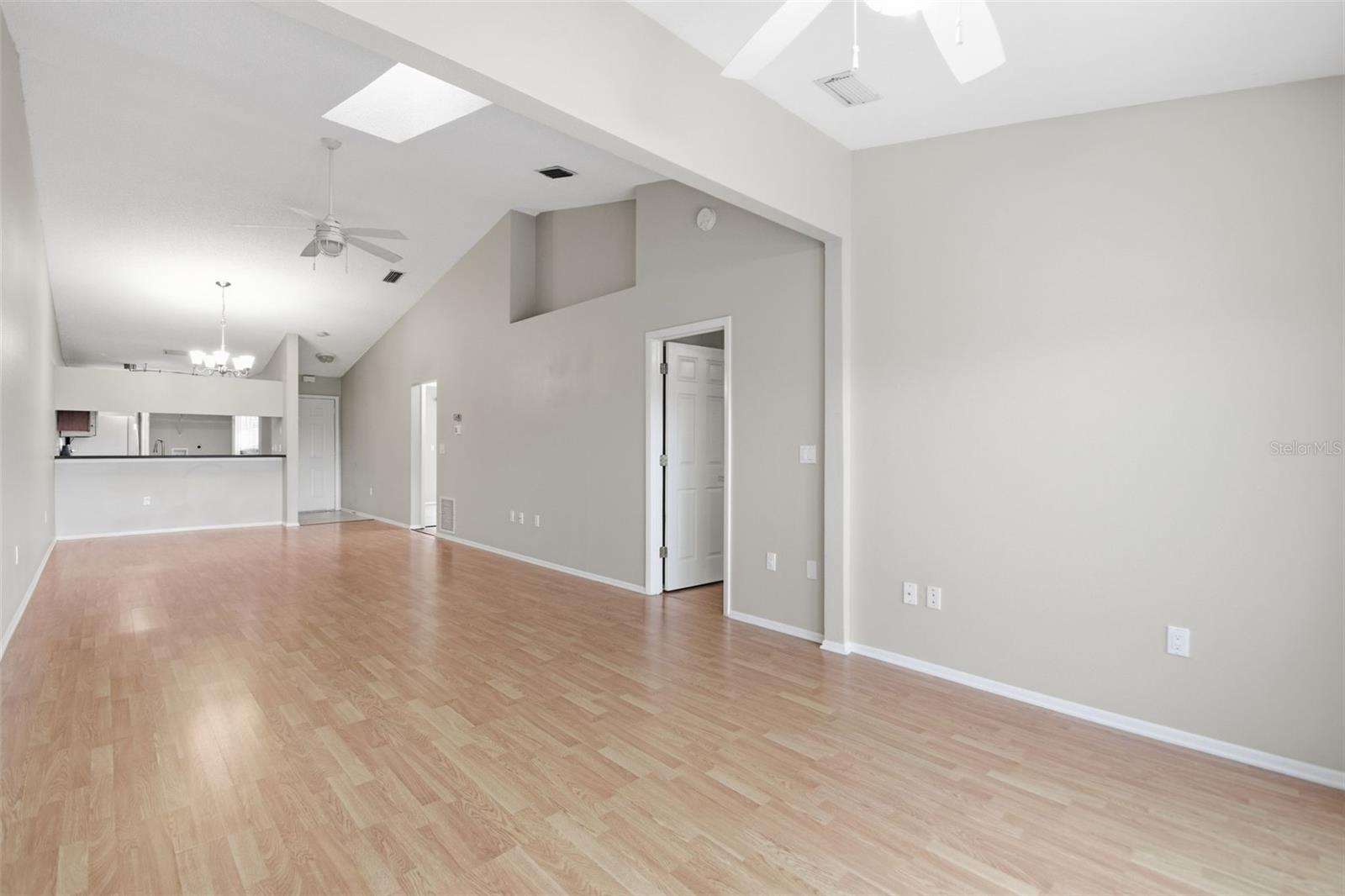 825 Waterside, Bradenton, FL 34209