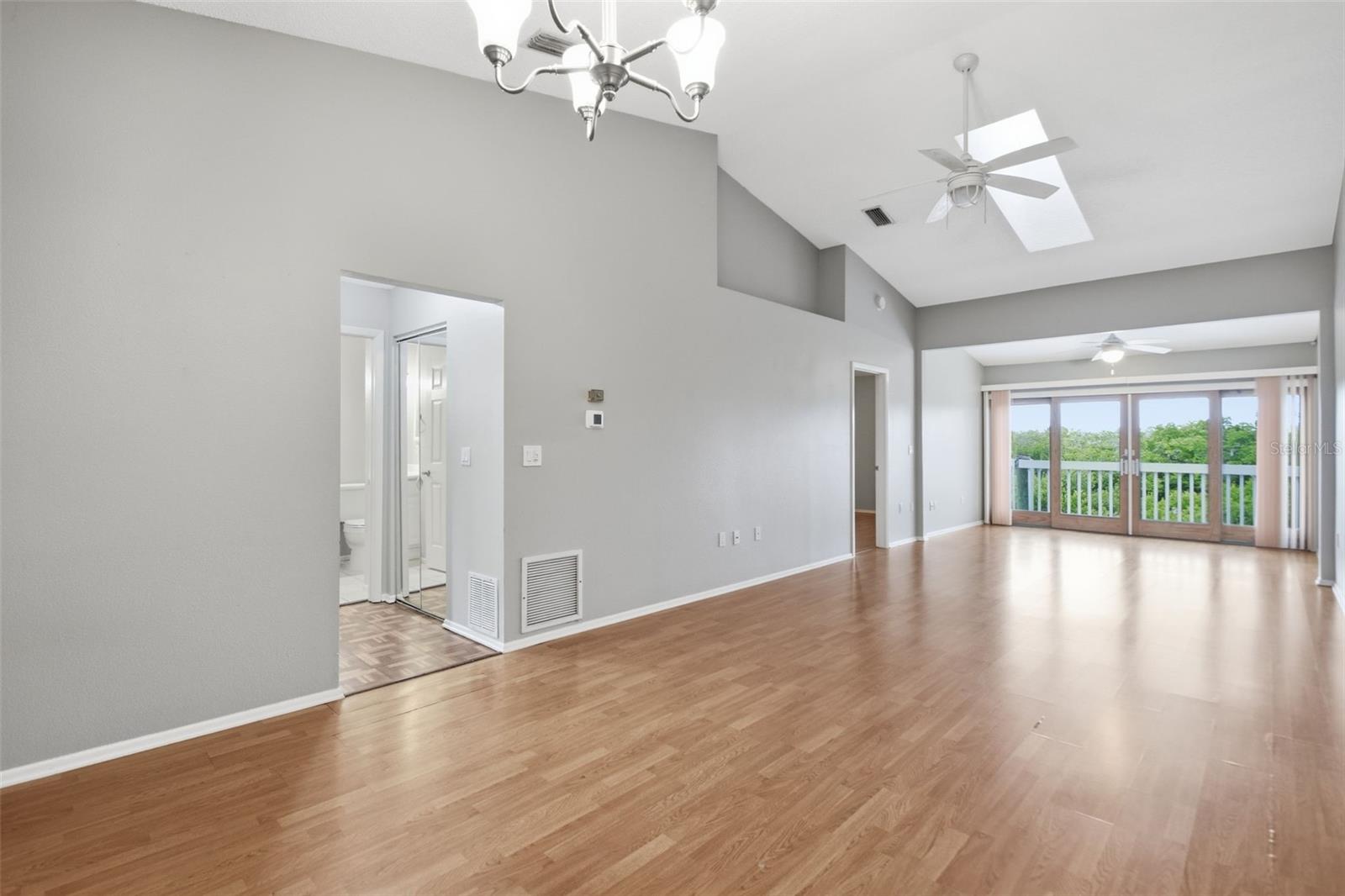 825 Waterside, Bradenton, FL 34209