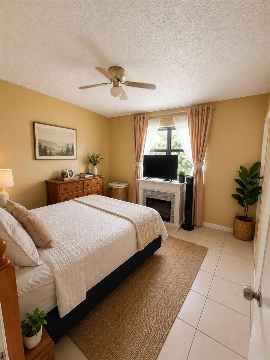 6233 Oakcrest, Orlando, FL 32808