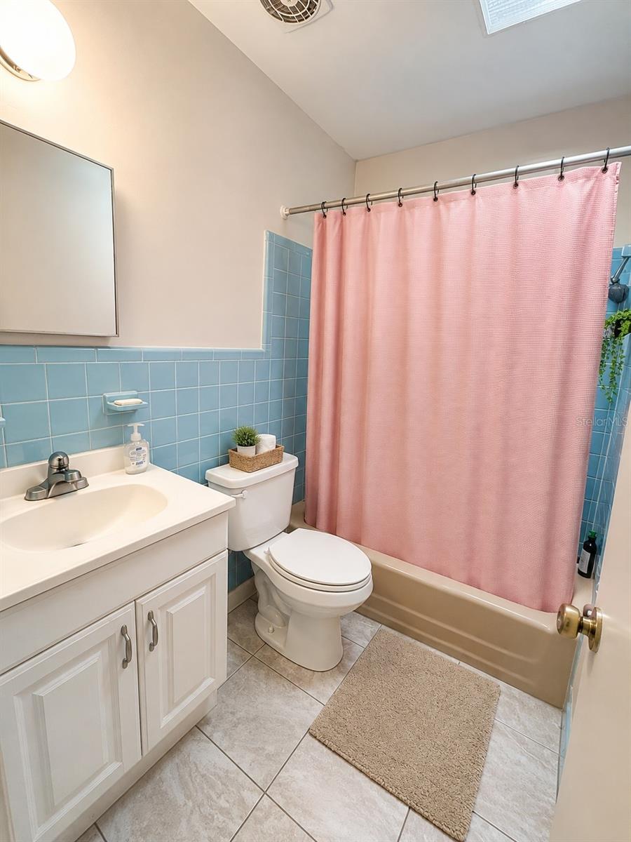 6233 Oakcrest, Orlando, FL 32808