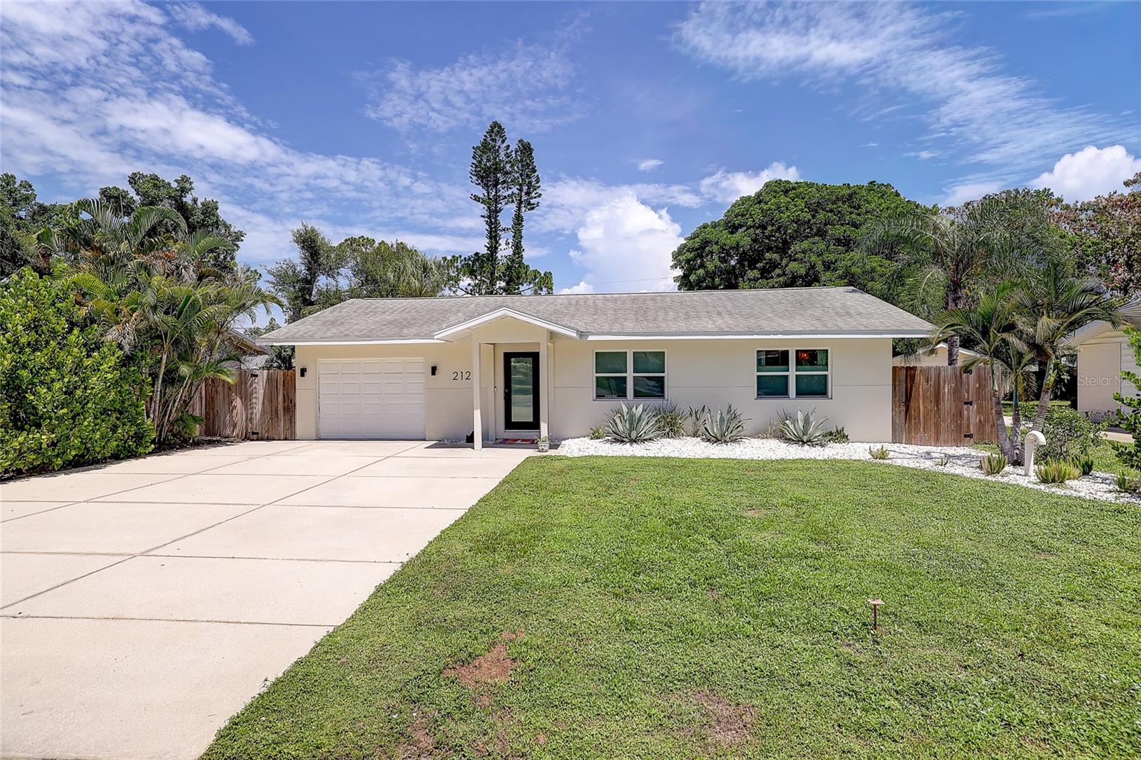2121 Palm, Sarasota, FL 34231