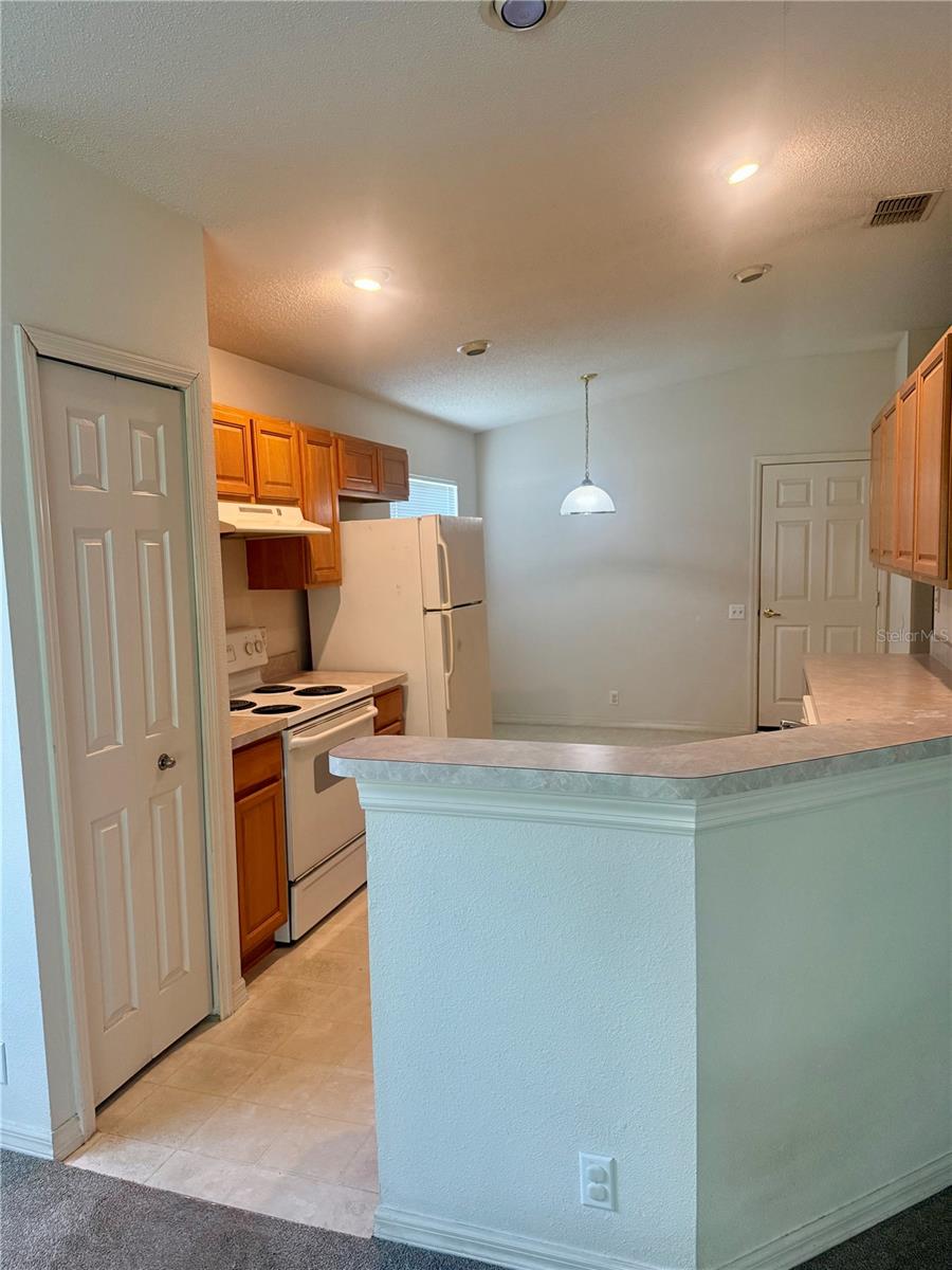 2021 Sweetfern, Lakeland, FL 33810