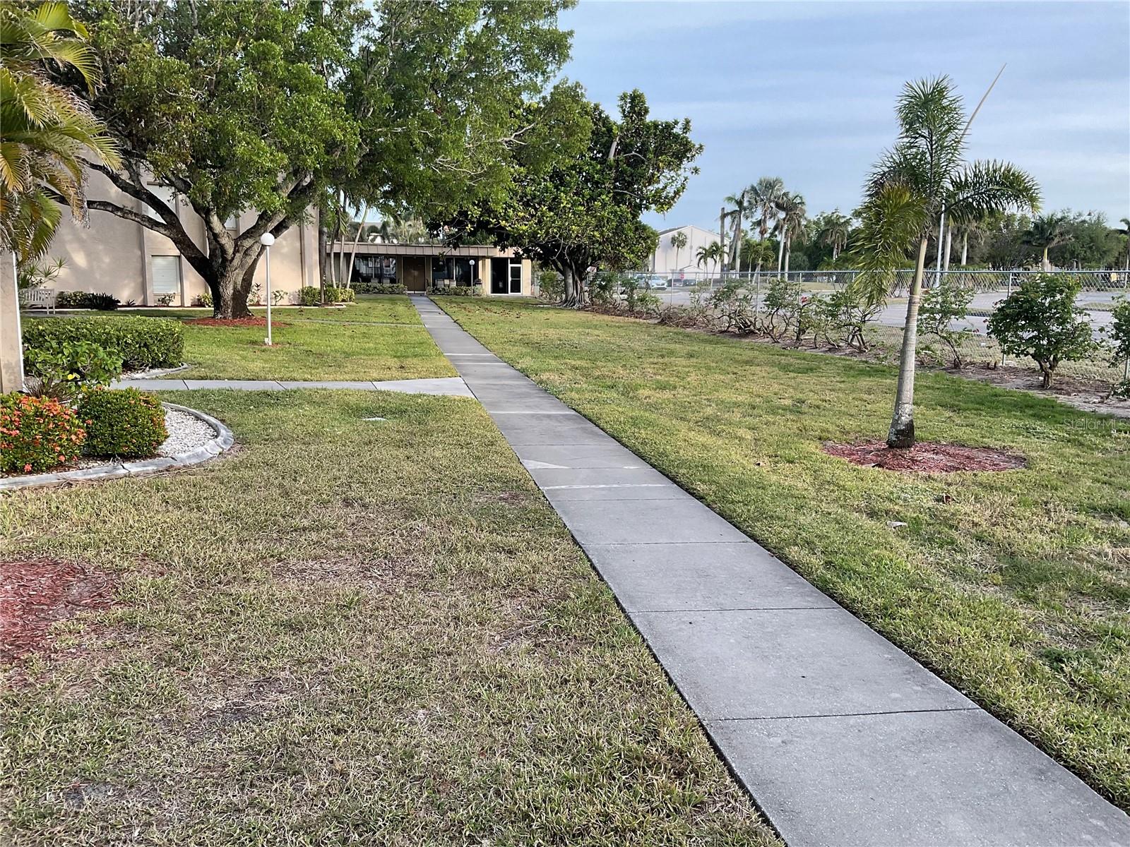 2244 Winkler Unit 301, Fort Myers, FL 33901