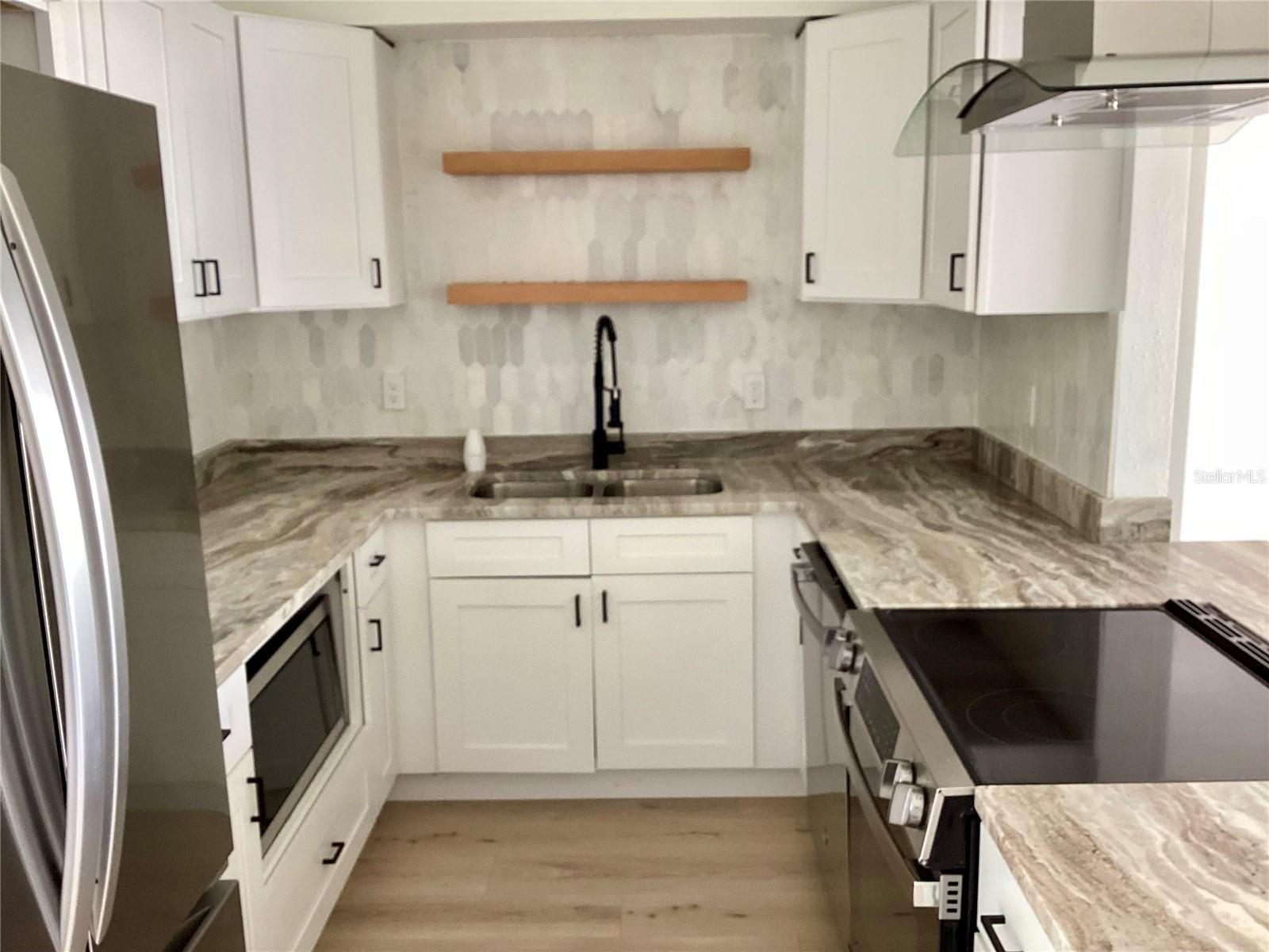 2370 Bahia Vista, Sarasota, FL 34239
