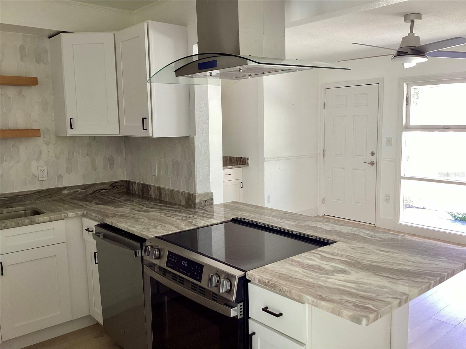 2370 Bahia Vista, Sarasota, FL 34239