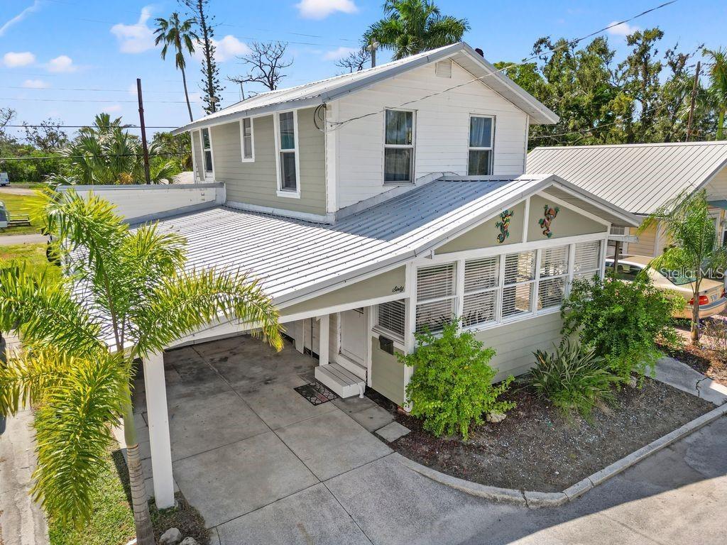 60 Braden Castle, Bradenton, FL 34208
