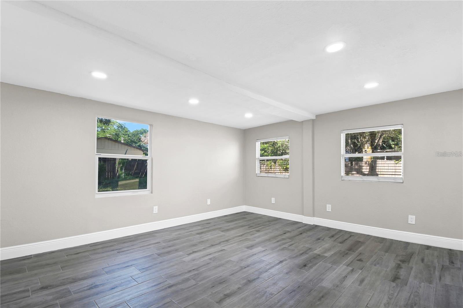 7614 Alvina, Tampa, FL 33625