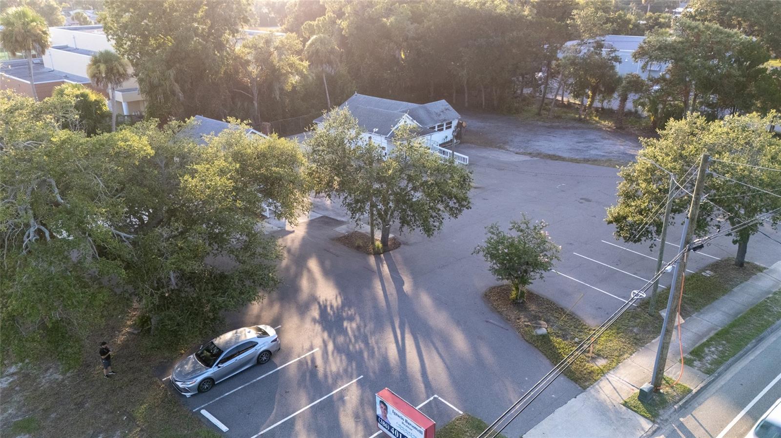 1042 Dixie, New Smyrna Beach, FL 32168