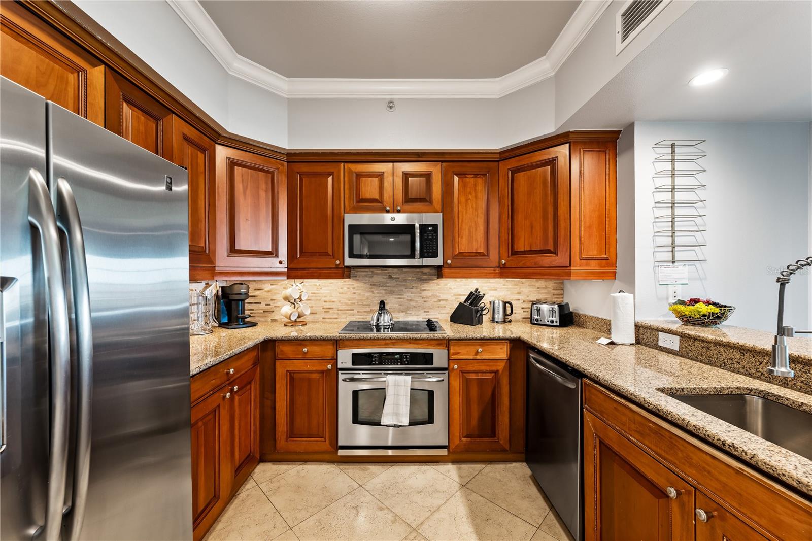 7593 Gathering Unit 801, Reunion, FL 34747