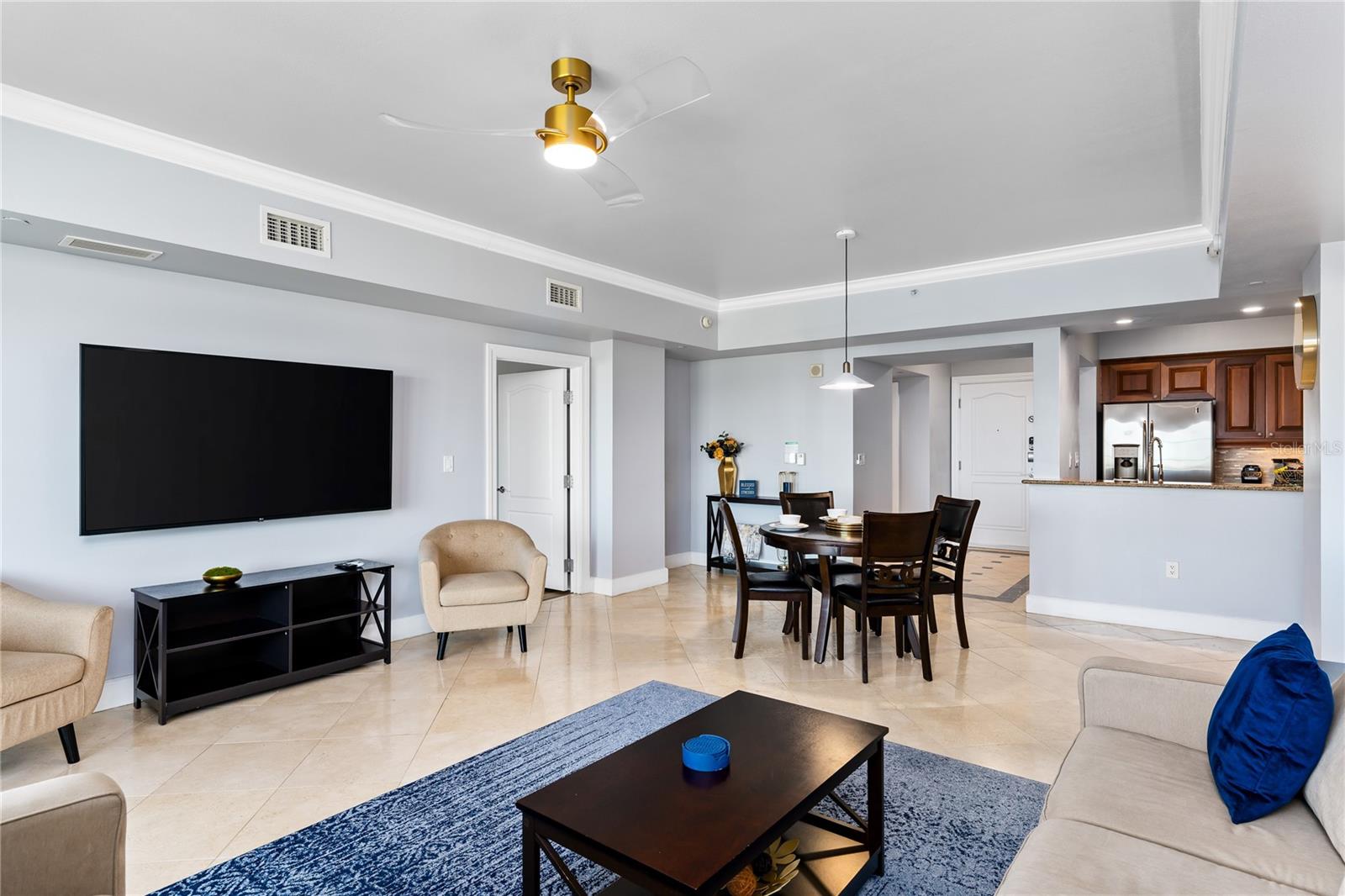 7593 Gathering Unit 801, Reunion, FL 34747