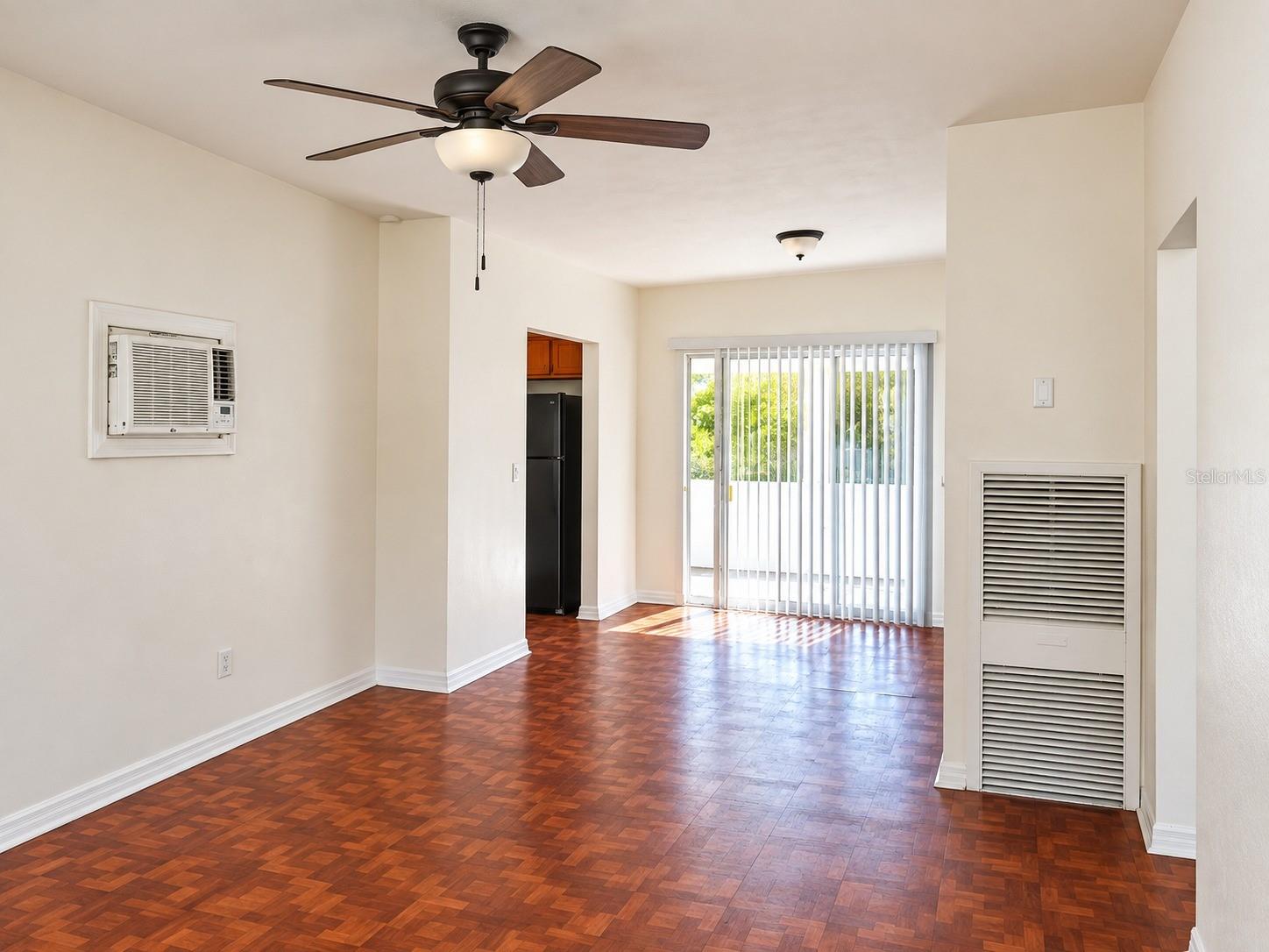 446 New York, Dunedin, FL 34698