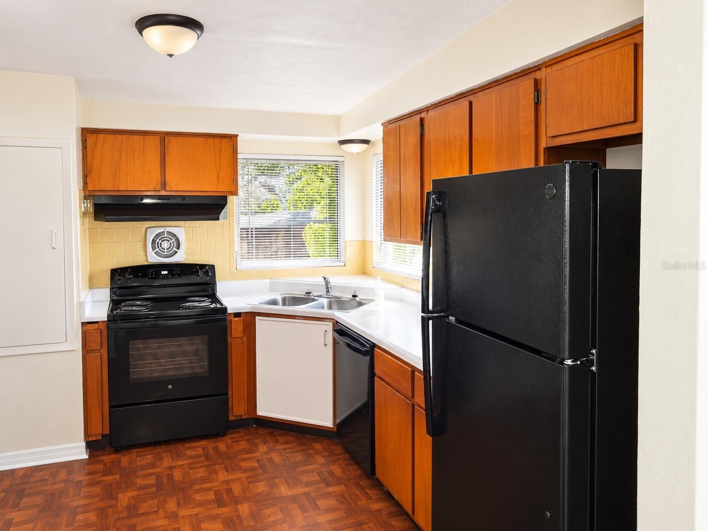 446 New York, Dunedin, FL 34698