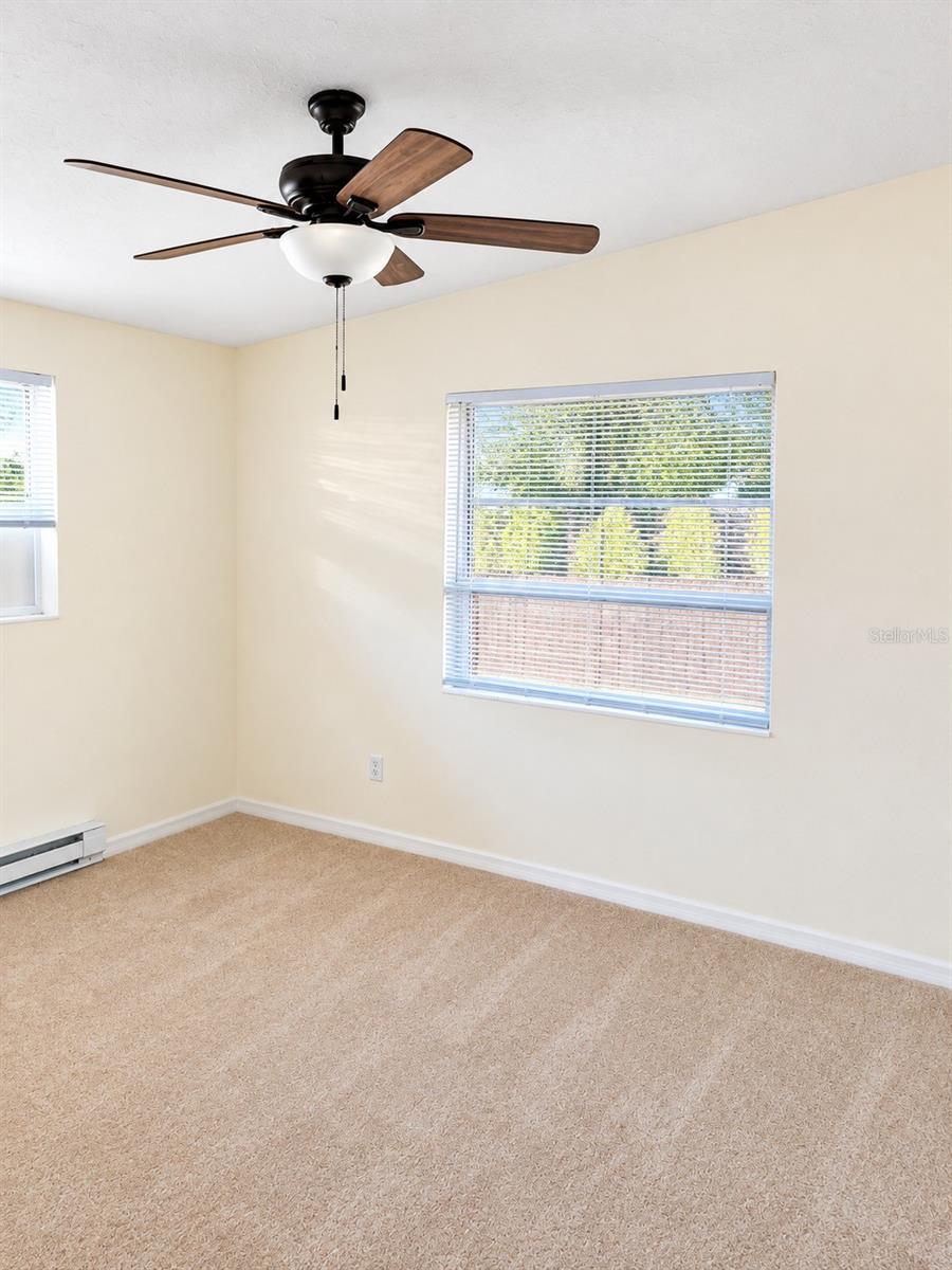 446 New York, Dunedin, FL 34698