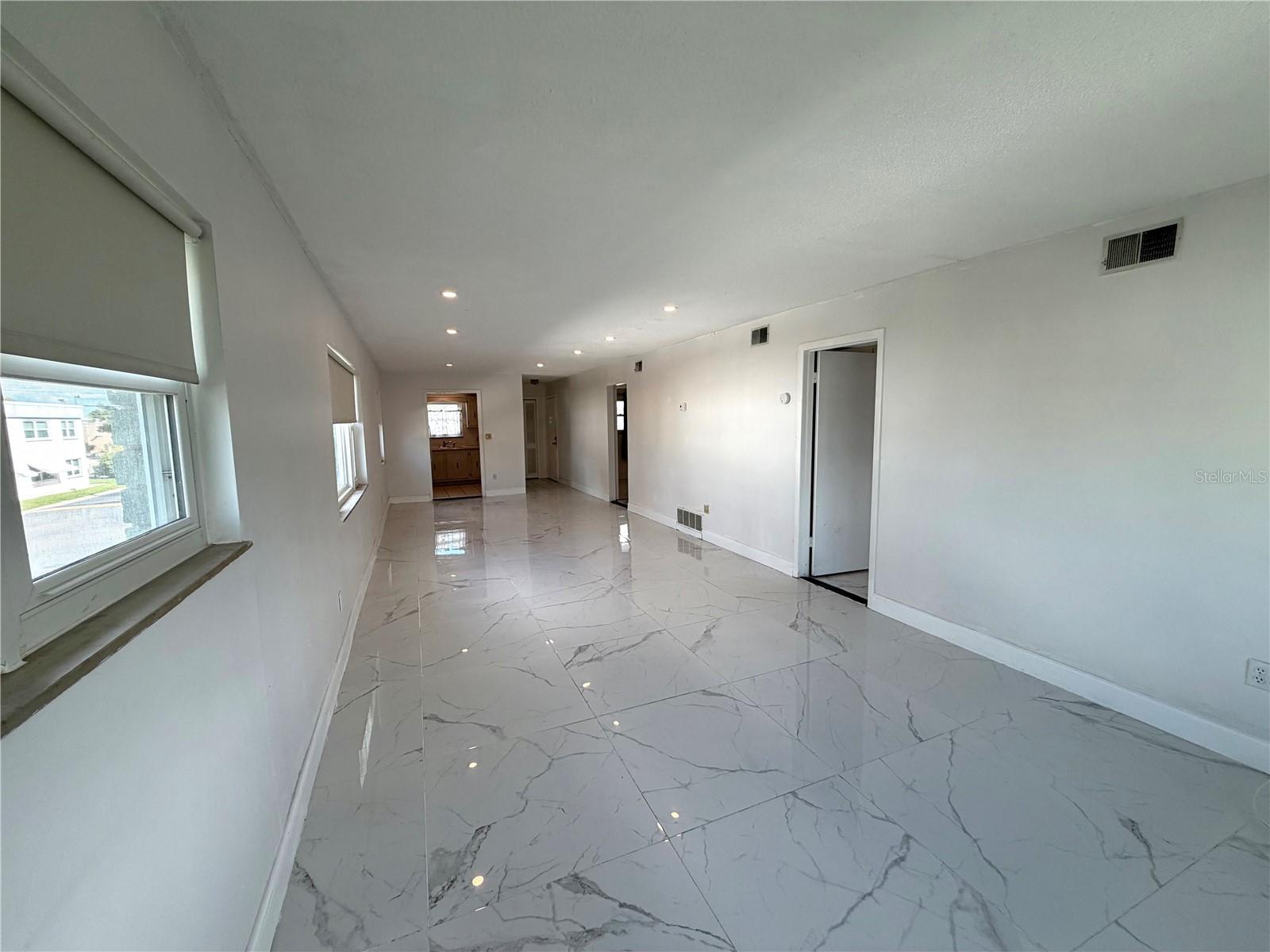 5287 81st Unit 26, St Petersburg, FL 33709