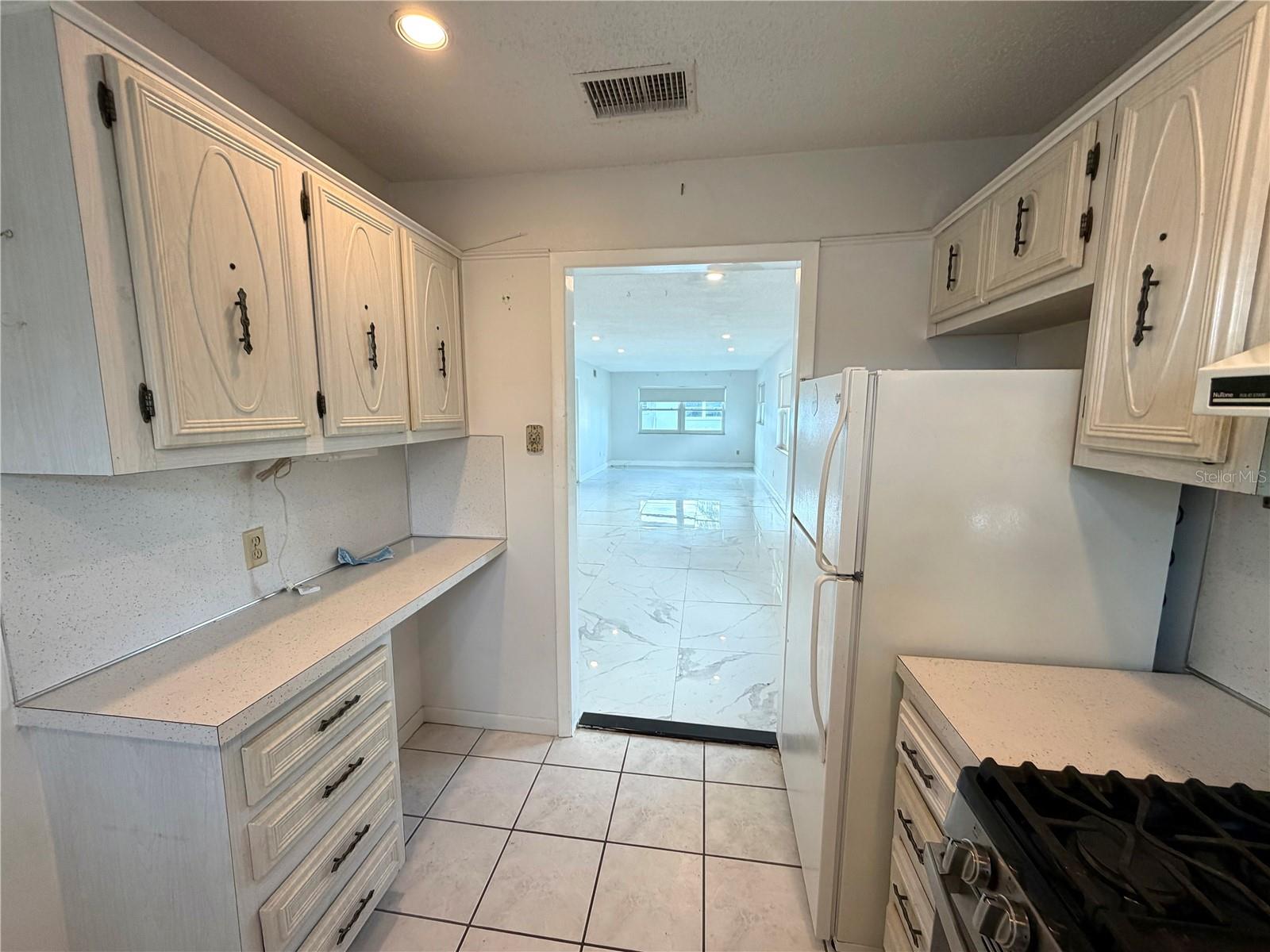 5287 81st Unit 26, St Petersburg, FL 33709