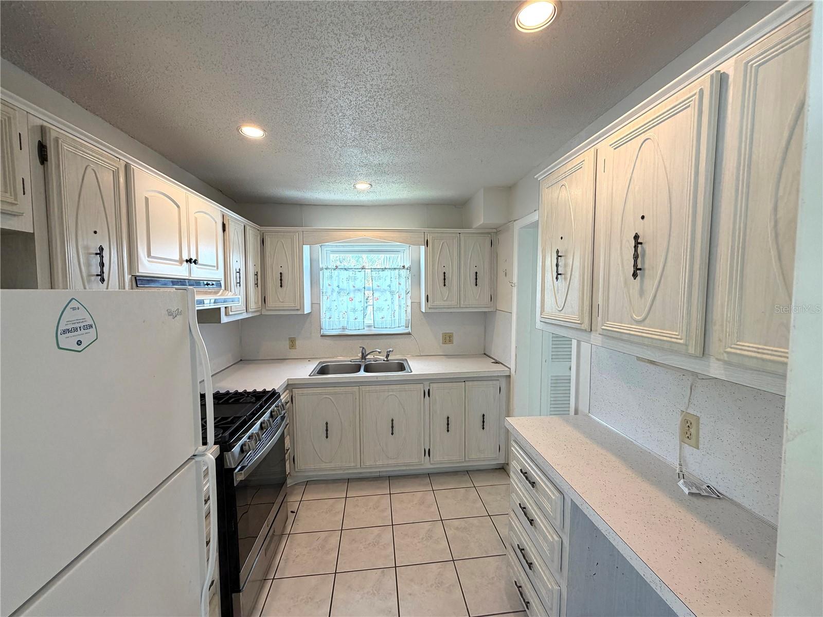 5287 81st Unit 26, St Petersburg, FL 33709