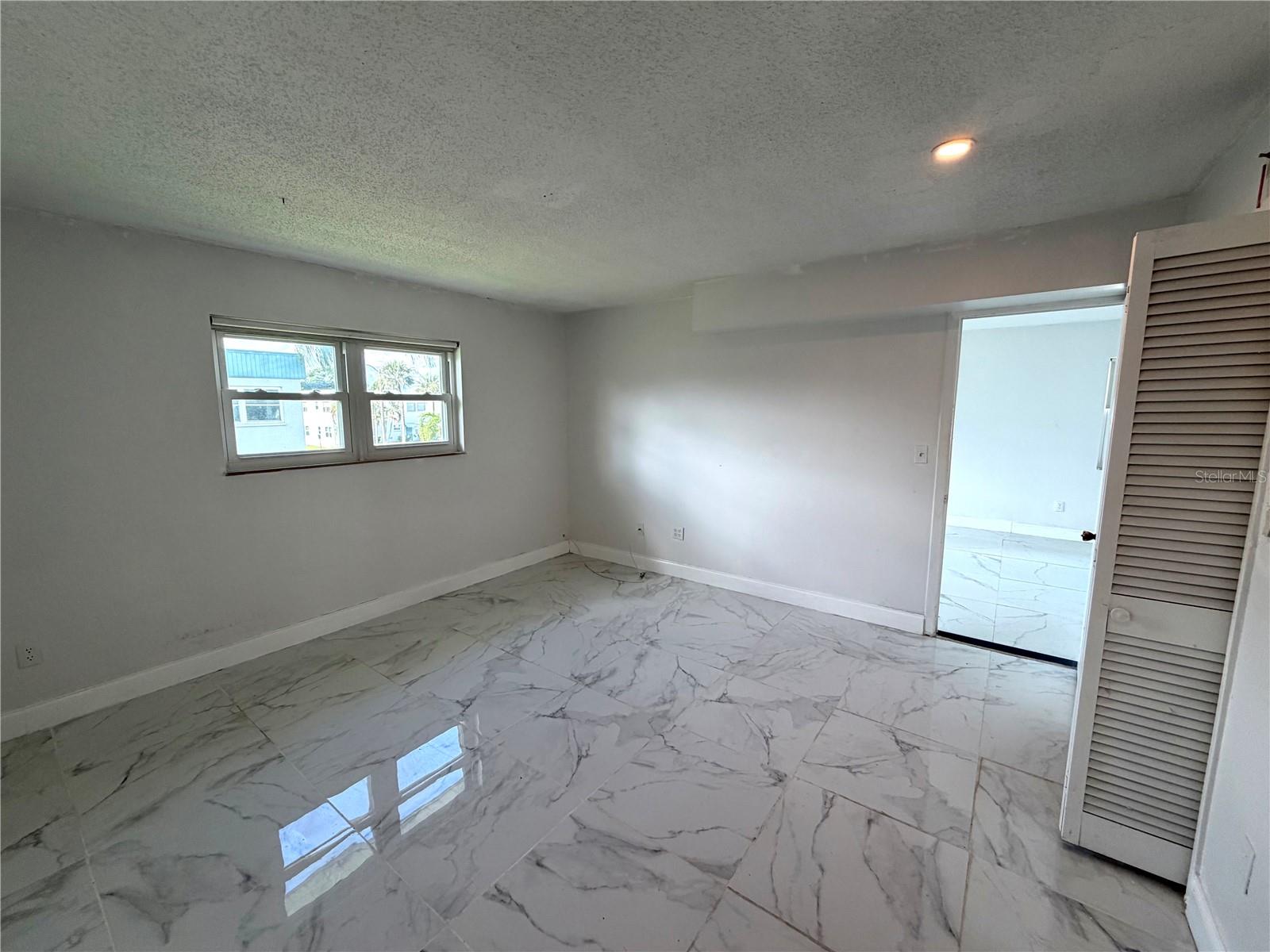 5287 81st Unit 26, St Petersburg, FL 33709