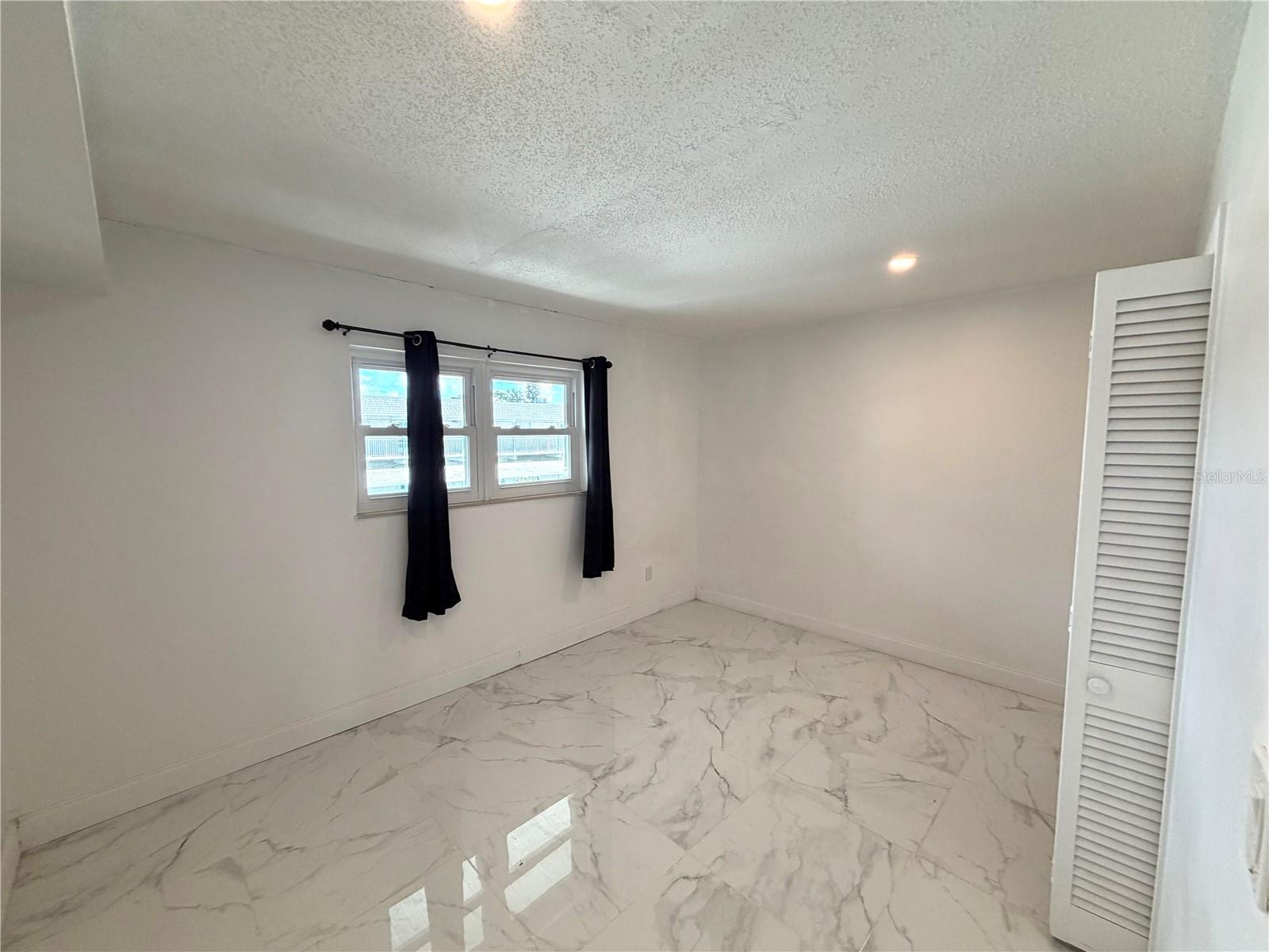 5287 81st Unit 26, St Petersburg, FL 33709