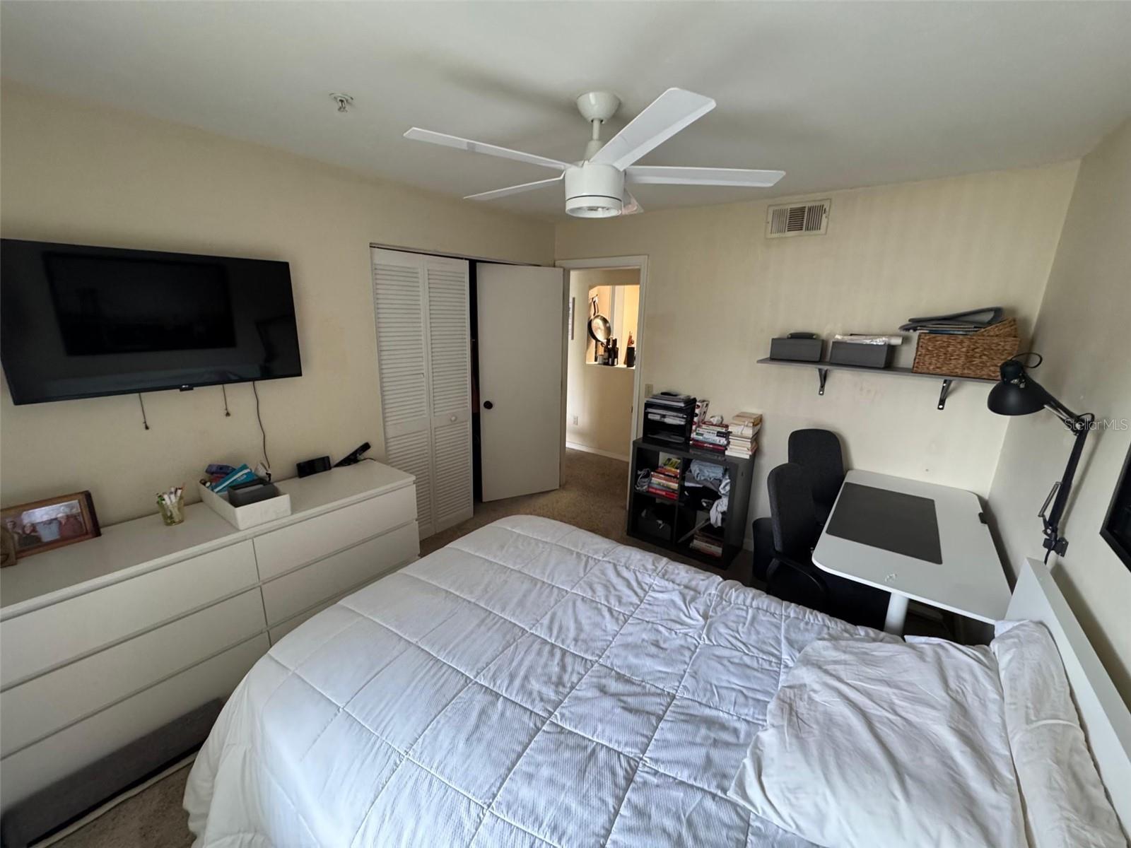 2360 Archer Unit 915, Gainesville, FL 32608
