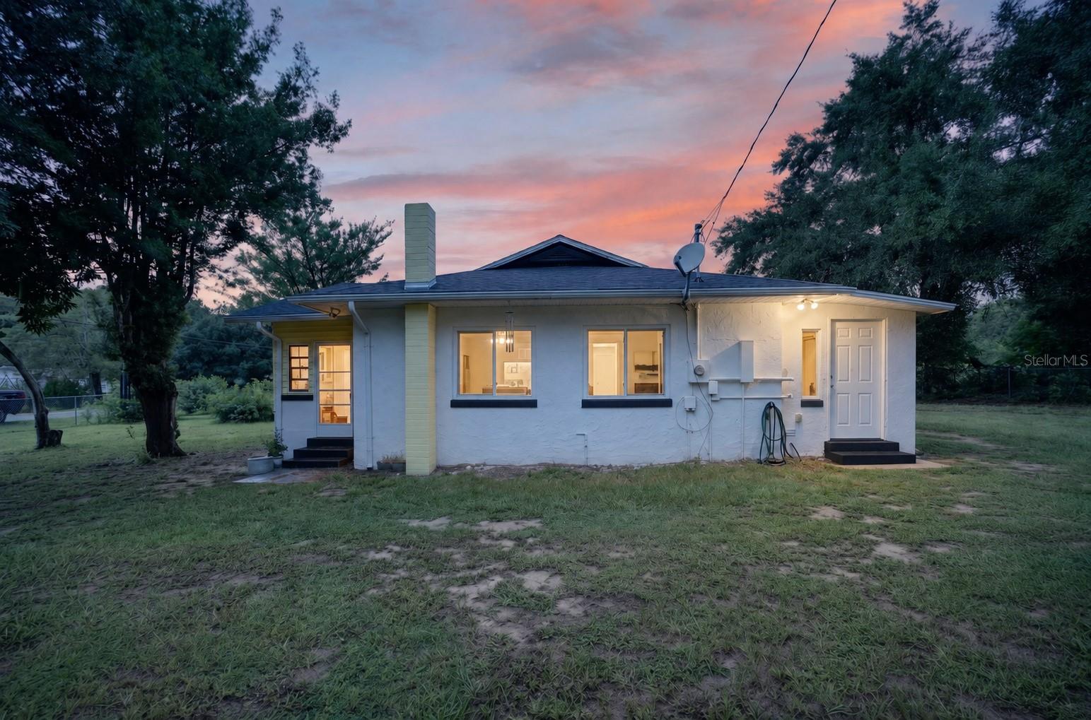 11855 141st, Ocklawaha, FL 32179