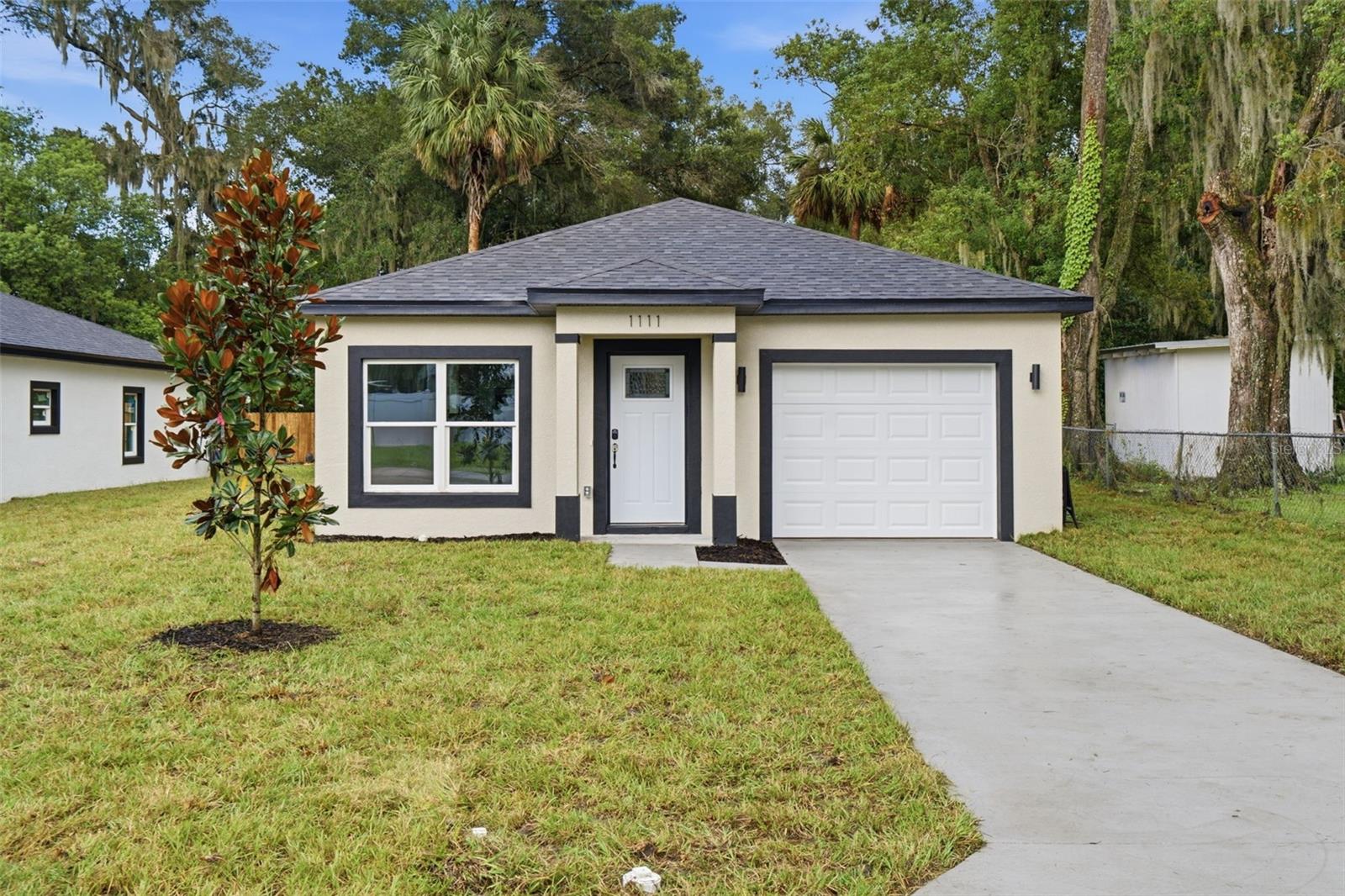 1111 Adelle, Deland, FL 32720