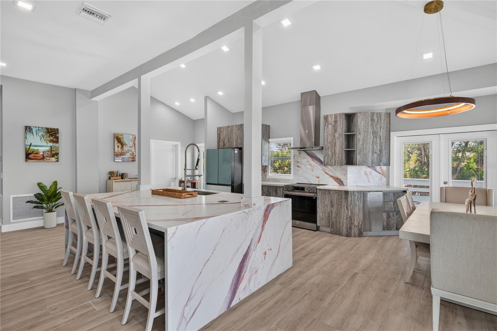 10440 Yacht Basin, Placida, FL 33946