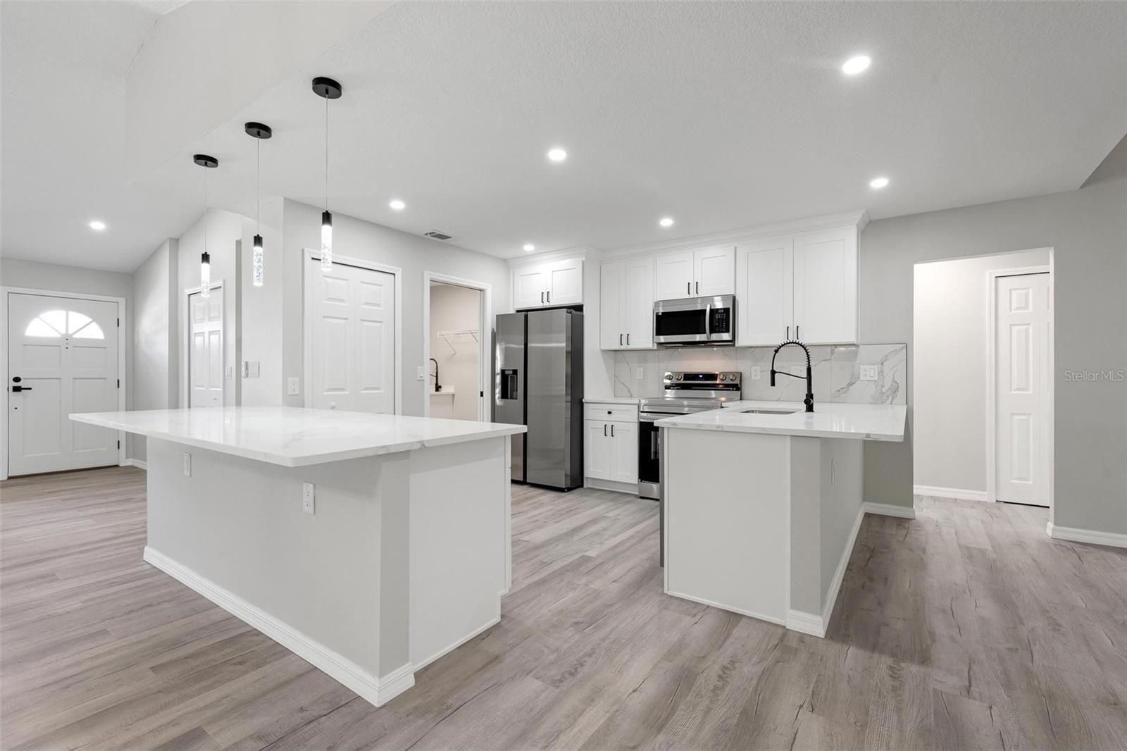 172 Shady Pine, Nokomis, FL 34275