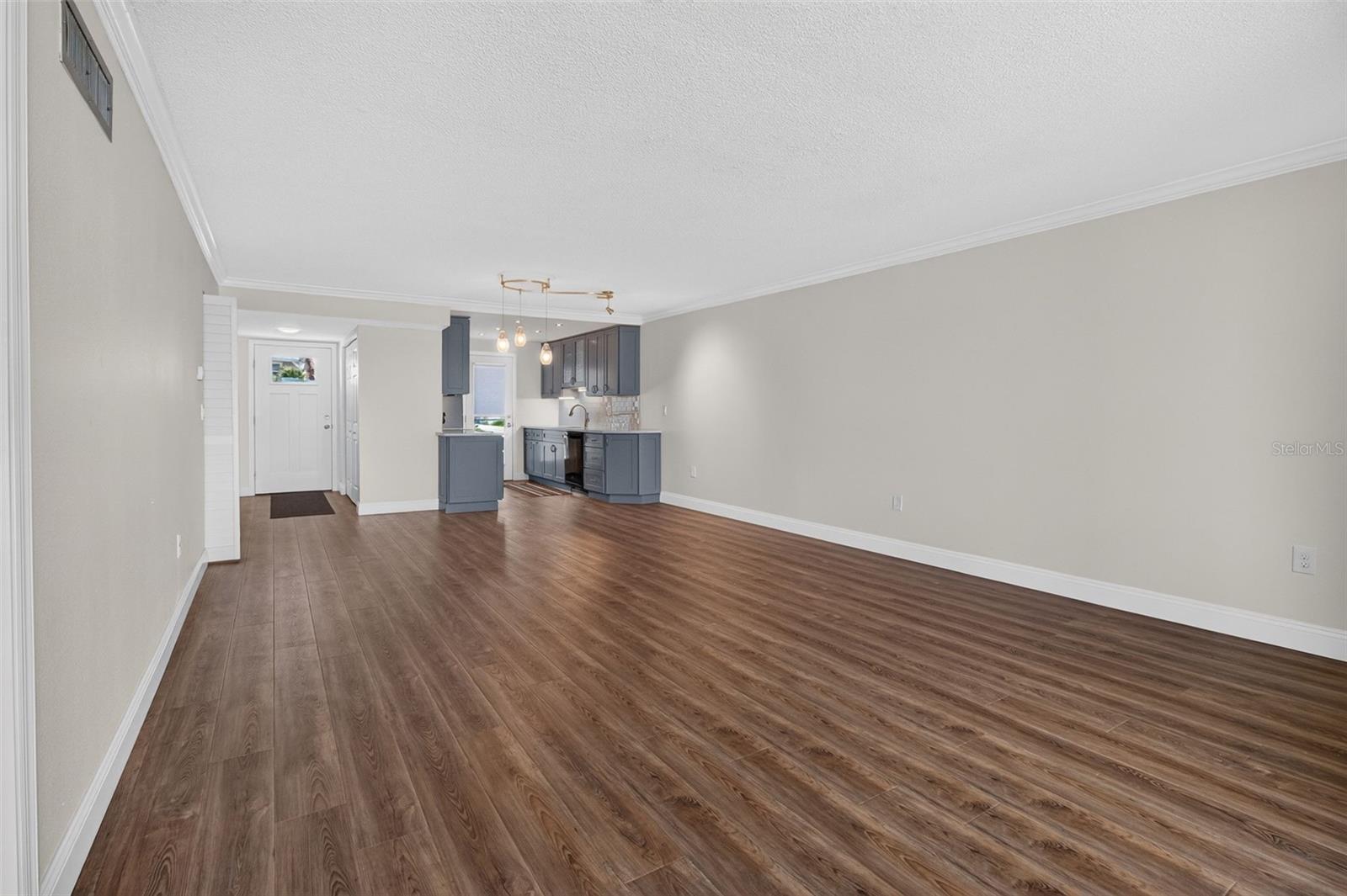 280 126th Unit 103, Treasure Island, FL 33706