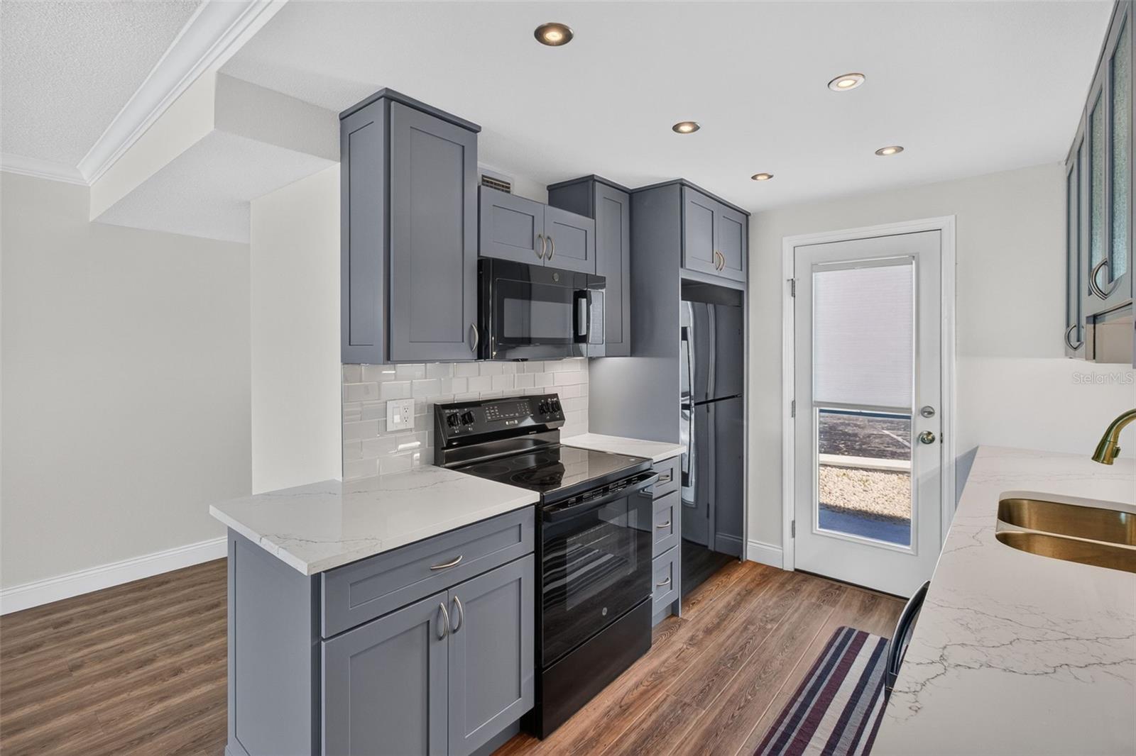 280 126th Unit 103, Treasure Island, FL 33706