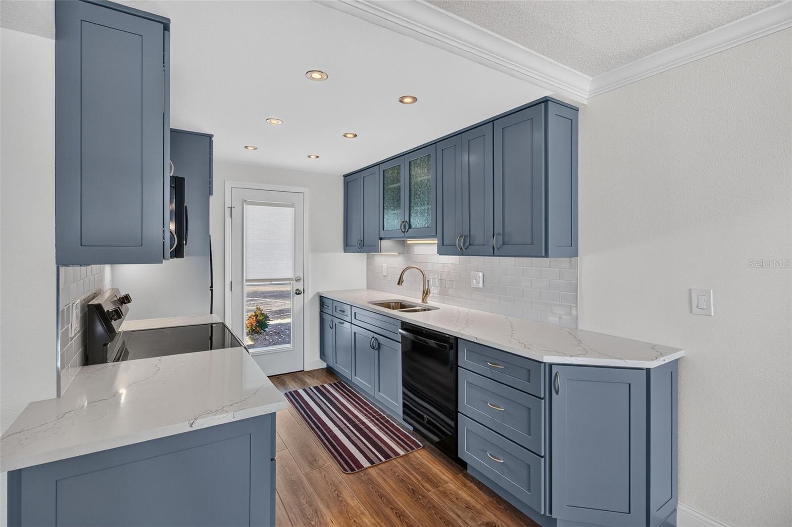 280 126th Unit 103, Treasure Island, FL 33706