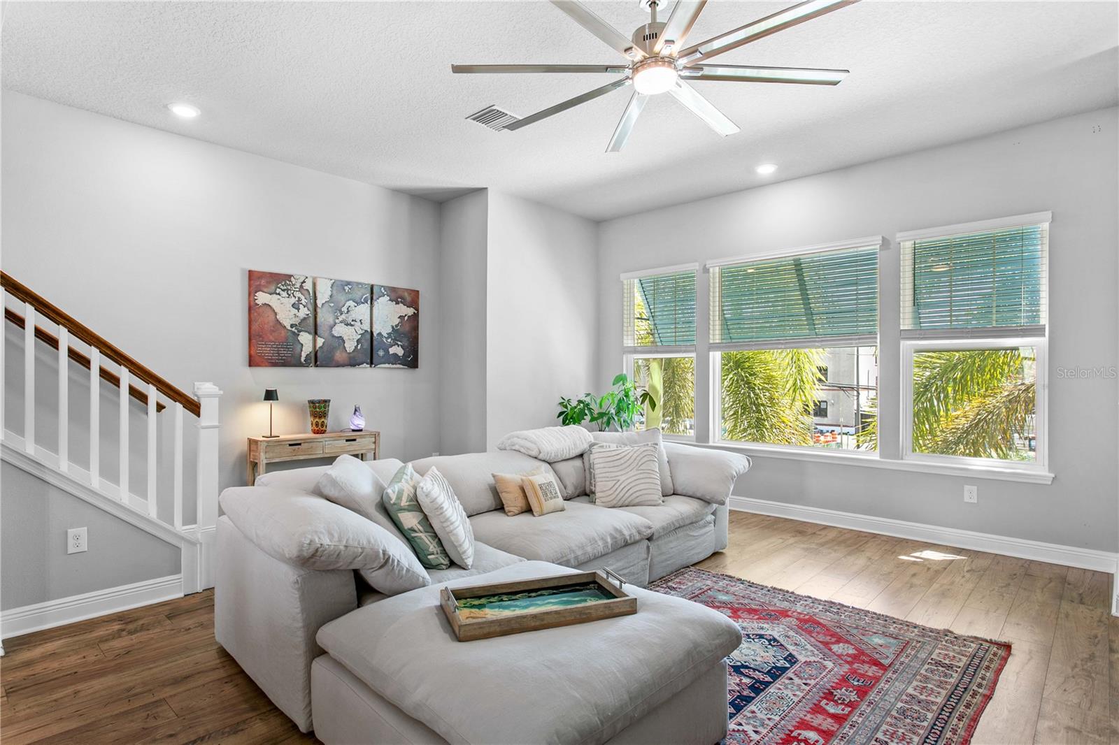 268 8th, St Petersburg, FL 33701