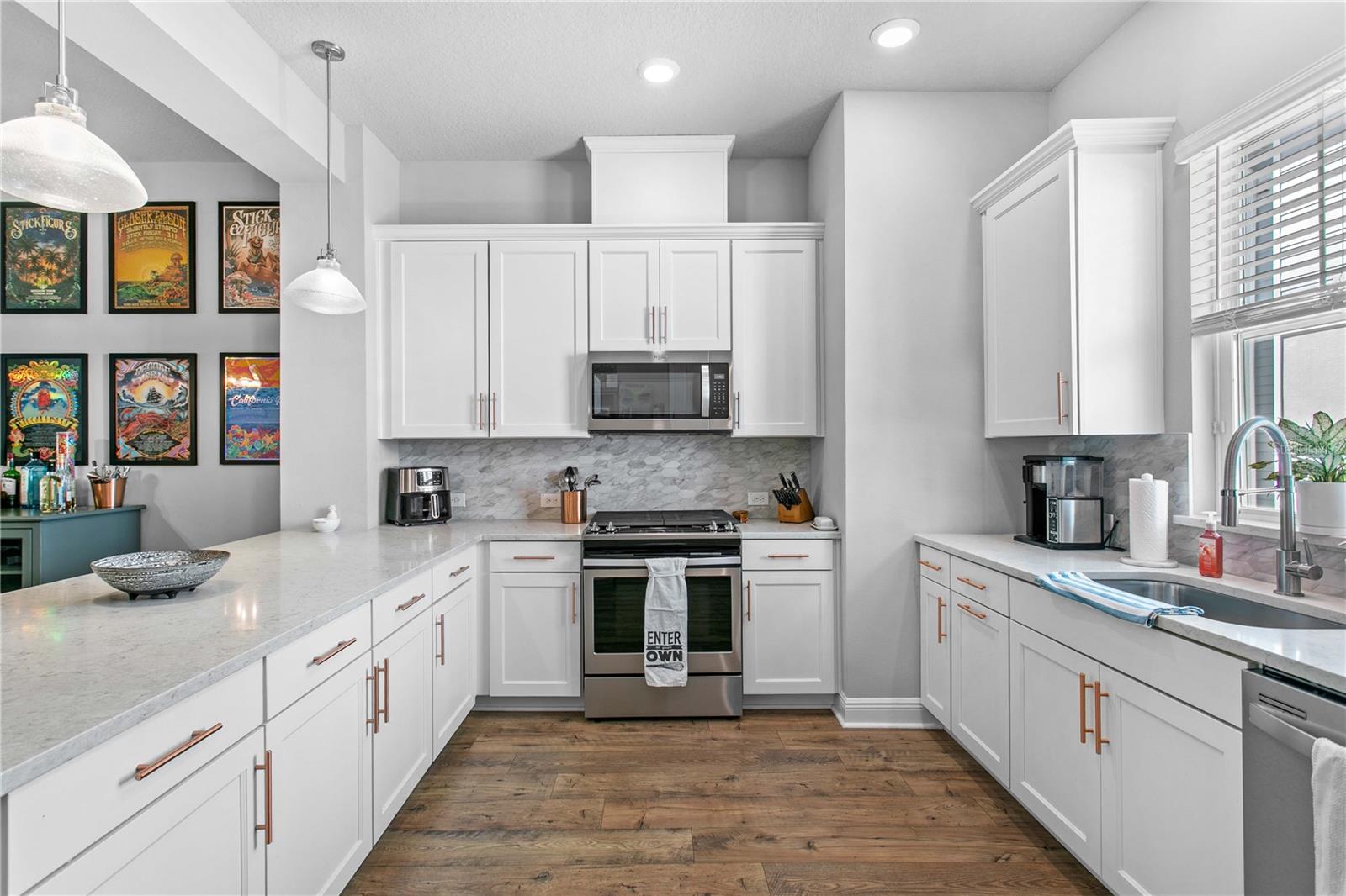 268 8th, St Petersburg, FL 33701