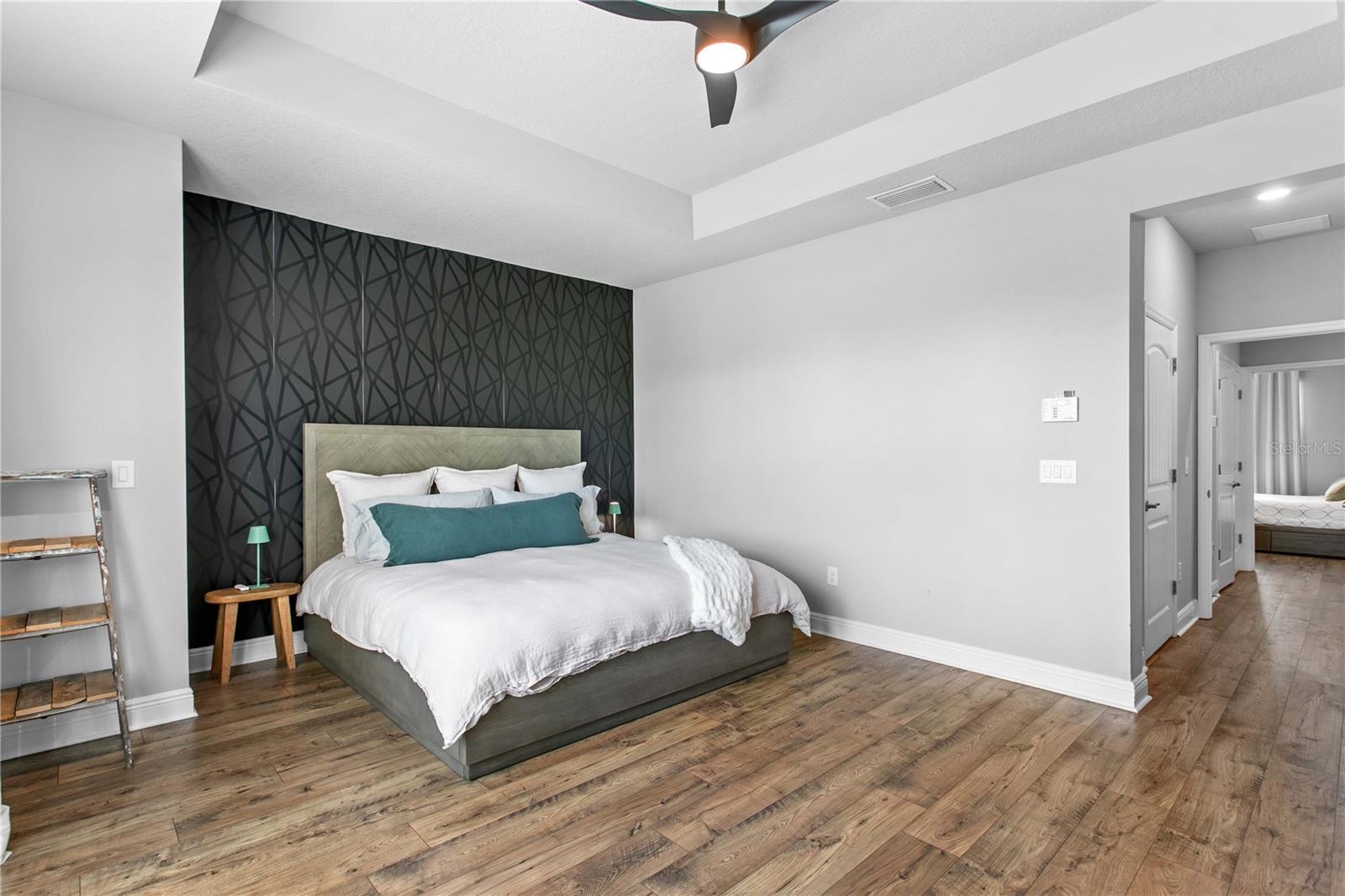 268 8th, St Petersburg, FL 33701
