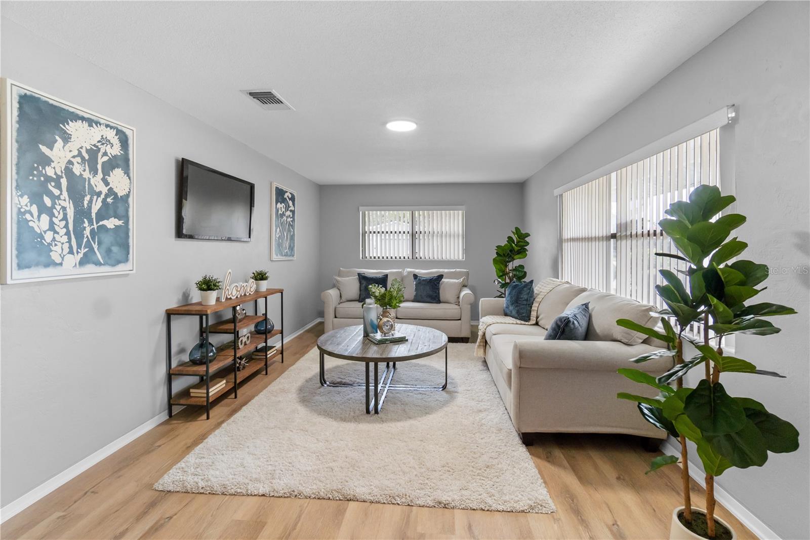 1481 Derbyshire, Daytona Beach, FL 32117