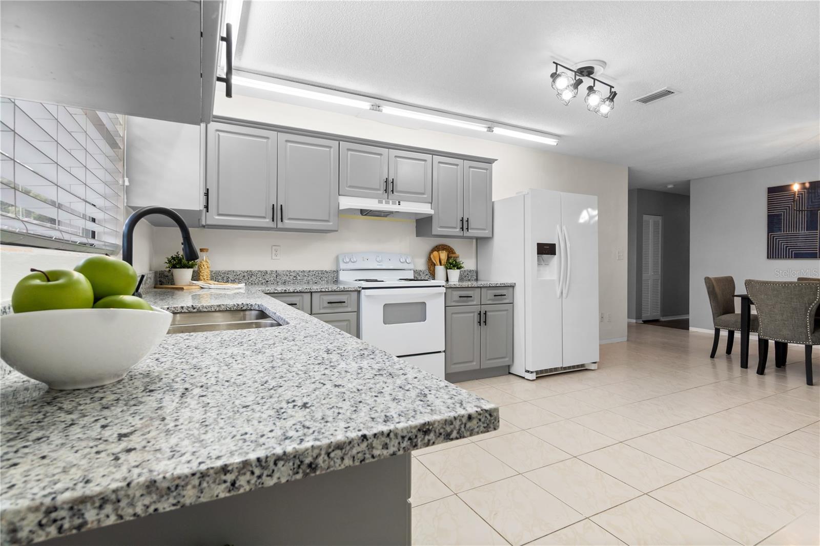 1481 Derbyshire, Daytona Beach, FL 32117