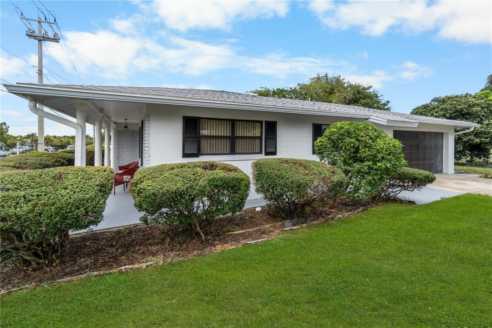 1481 Derbyshire, Daytona Beach, FL 32117