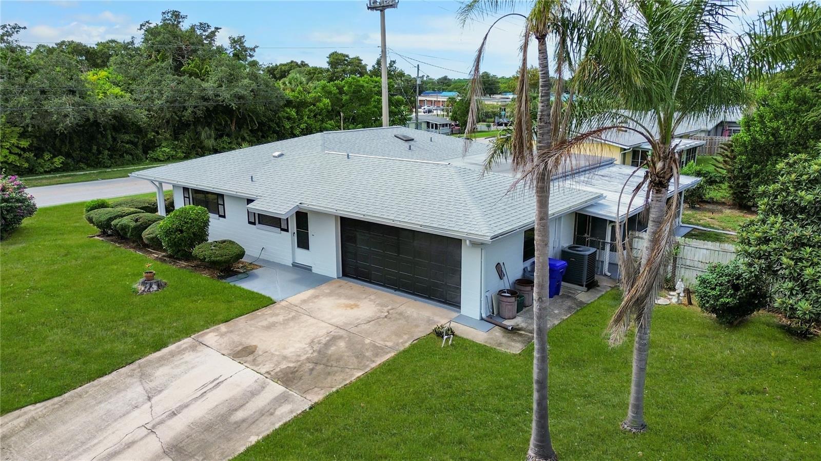 1481 Derbyshire, Daytona Beach, FL 32117