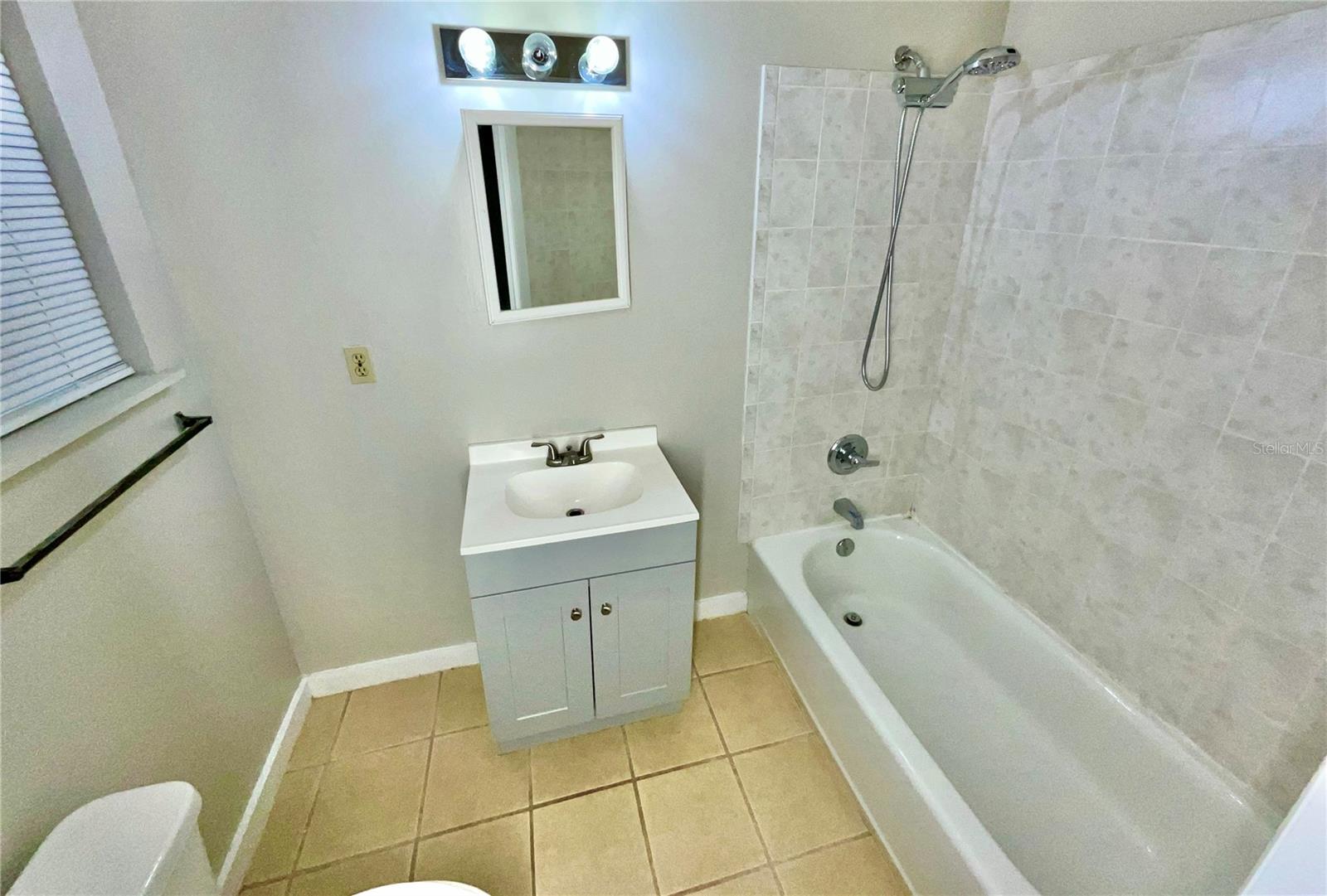 1150 Coral Farms, Florahome, FL 32140