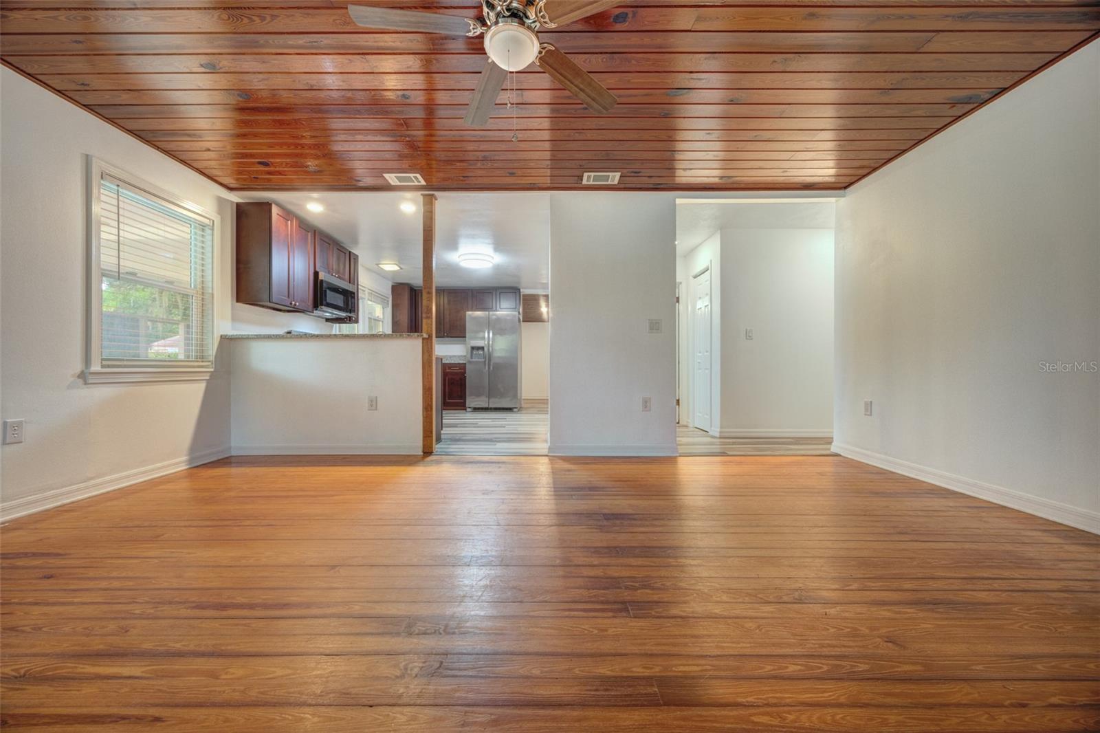 355 Wisconsin, Orange City, FL 32763