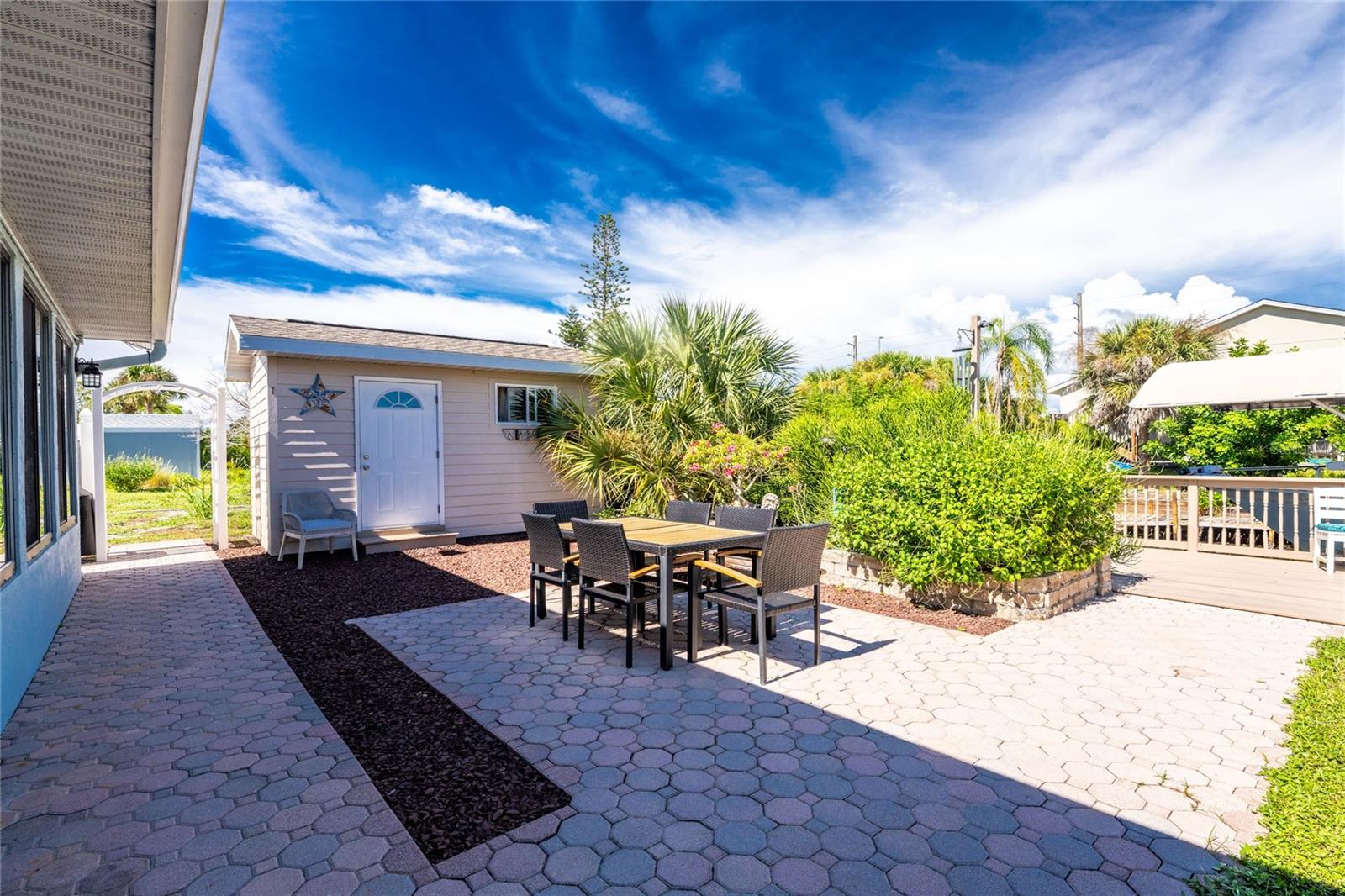 2041 Pine, Englewood, FL 34224