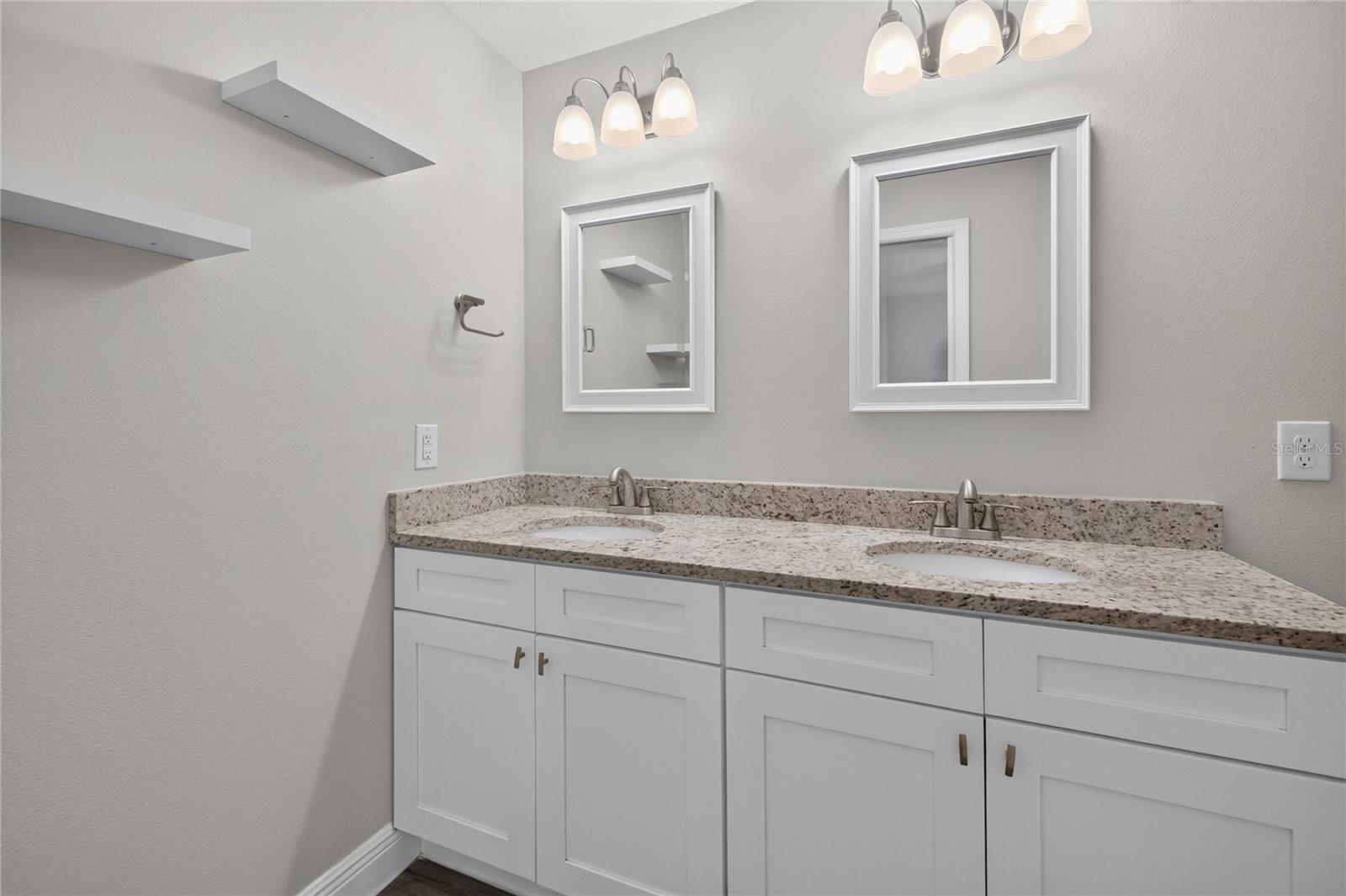 1405 Voorhis, Deland, FL 32724